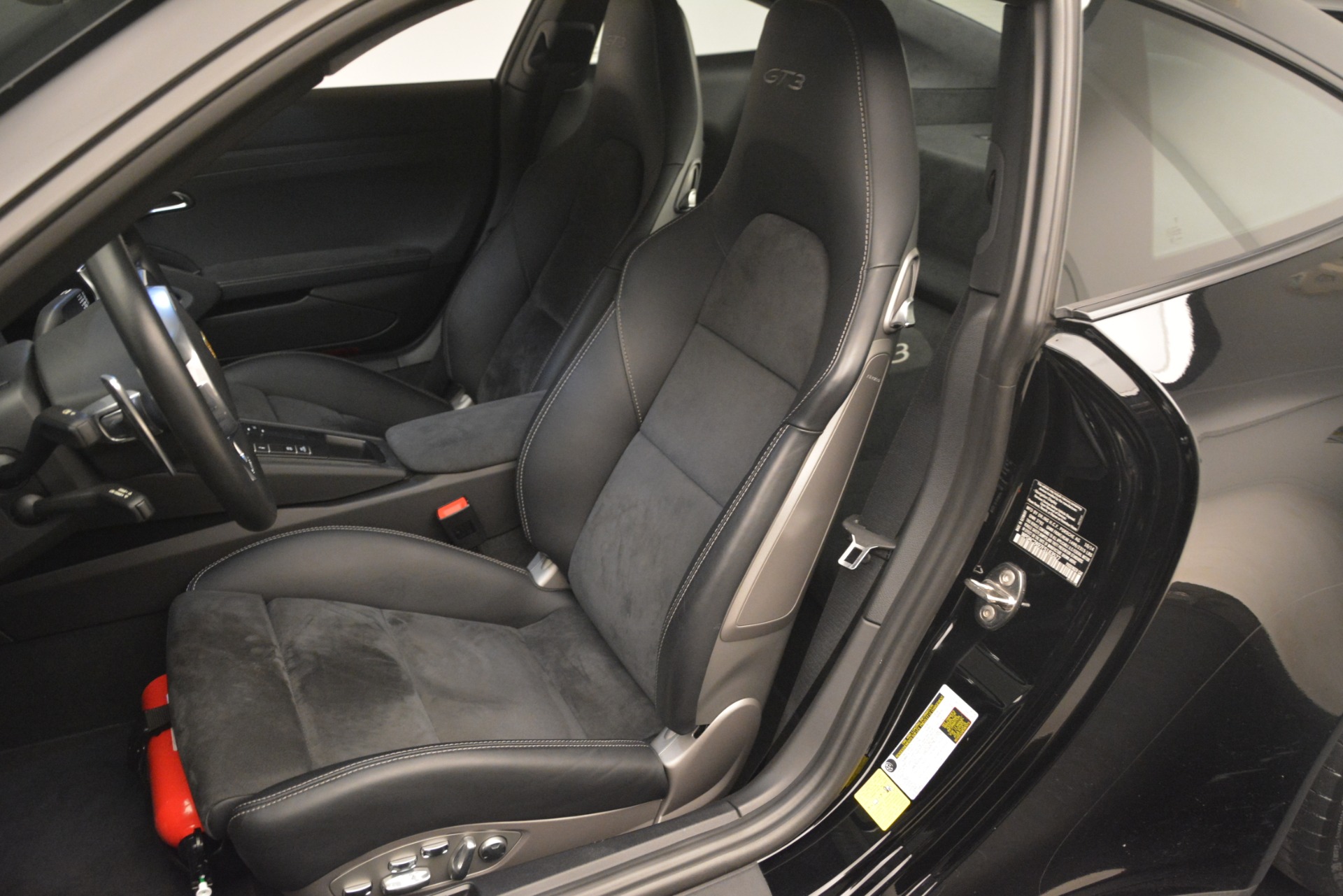 Used-2015-Porsche-911-GT3