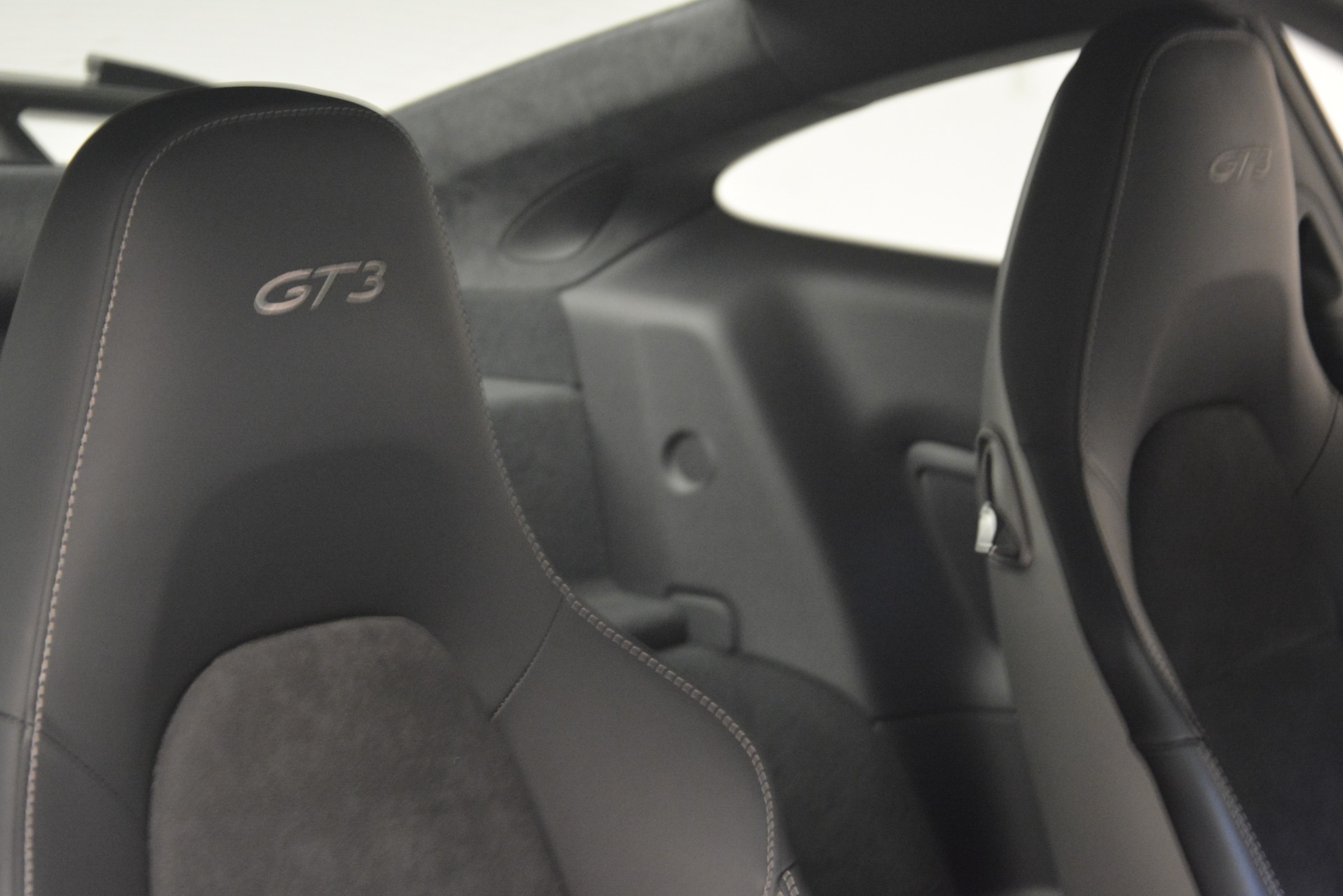 Used-2015-Porsche-911-GT3