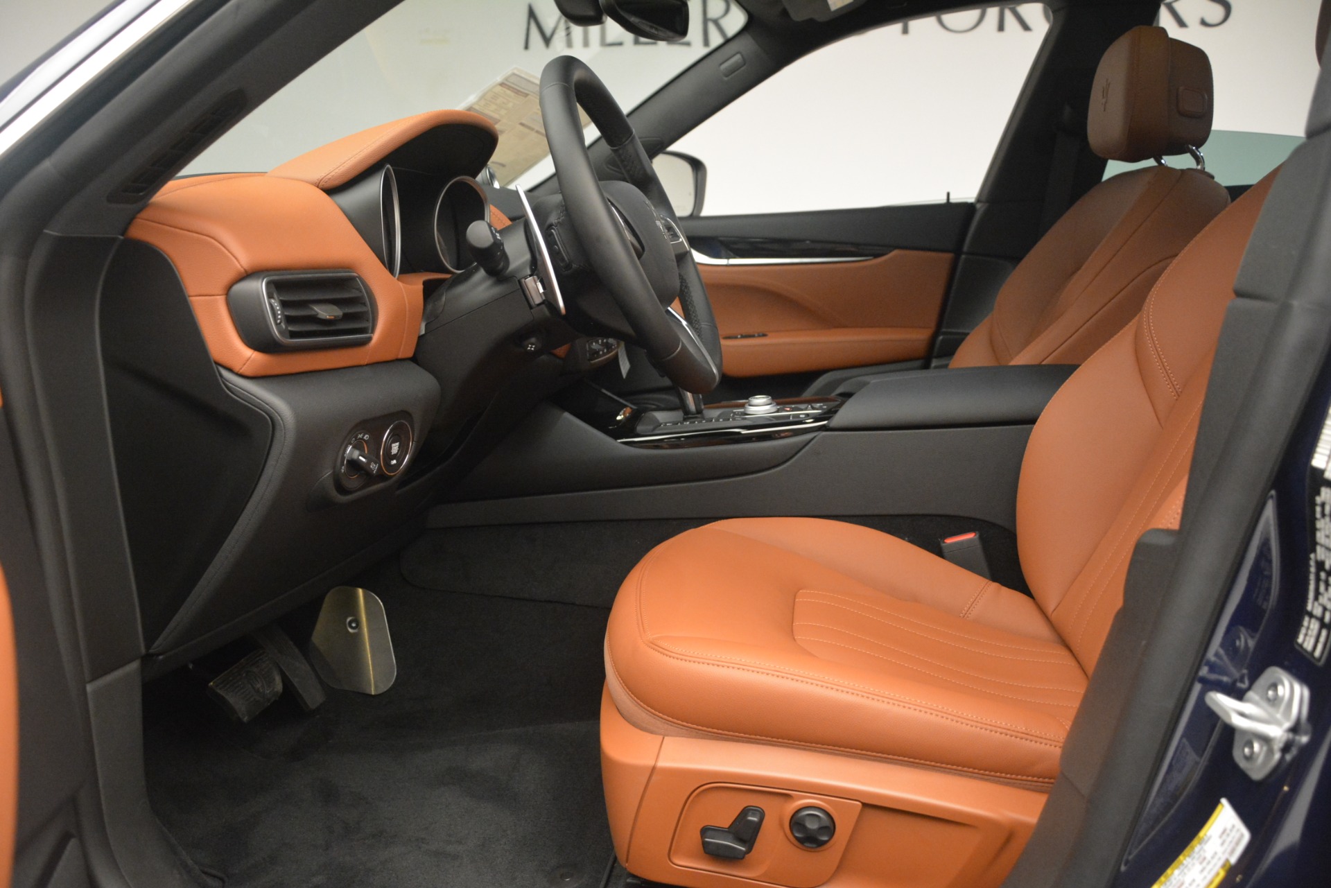 New-2019-Maserati-Levante-Q4