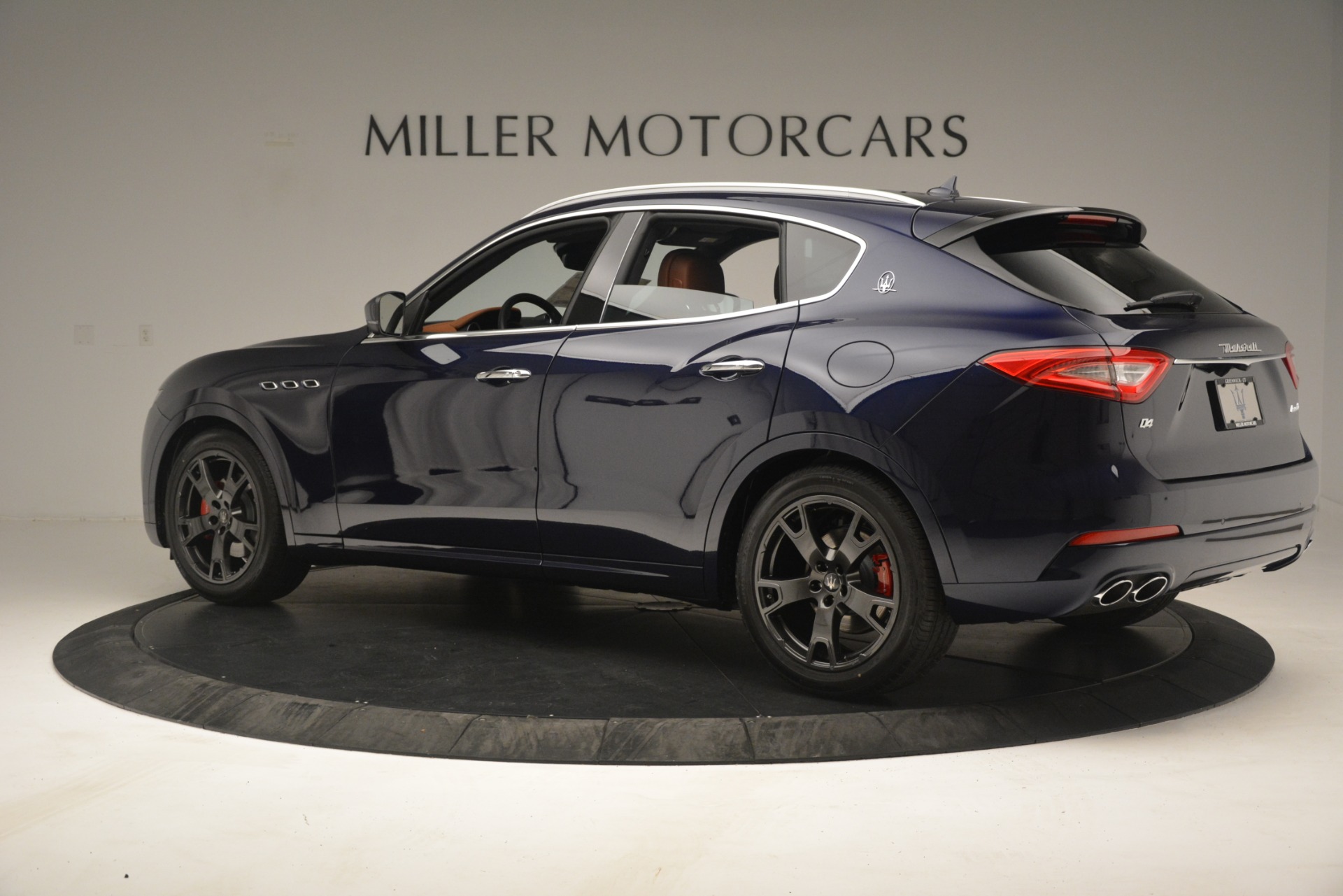 New-2019-Maserati-Levante-Q4