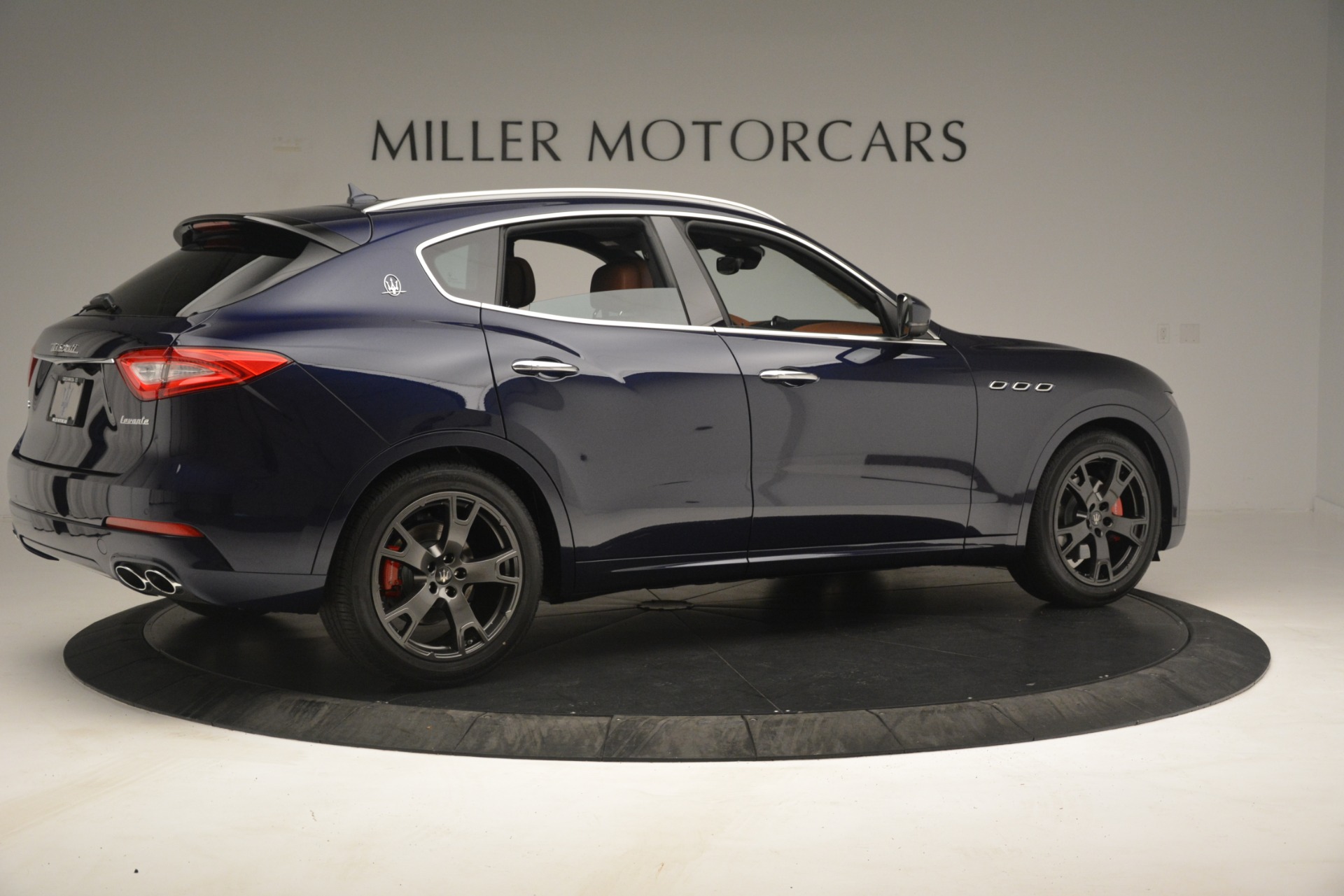 New-2019-Maserati-Levante-Q4