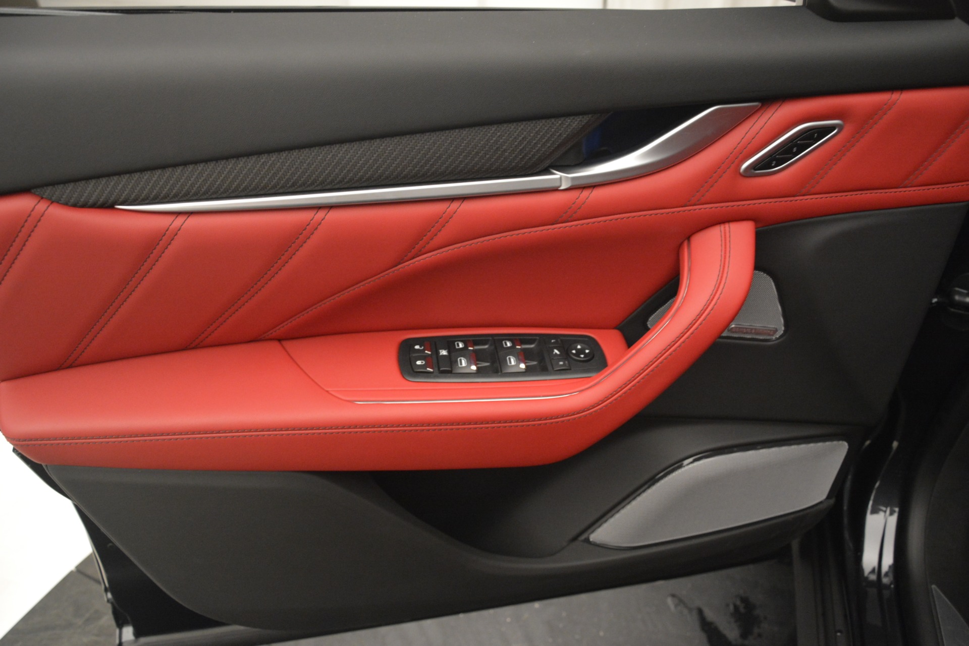 New-2019-Maserati-Levante-GTS