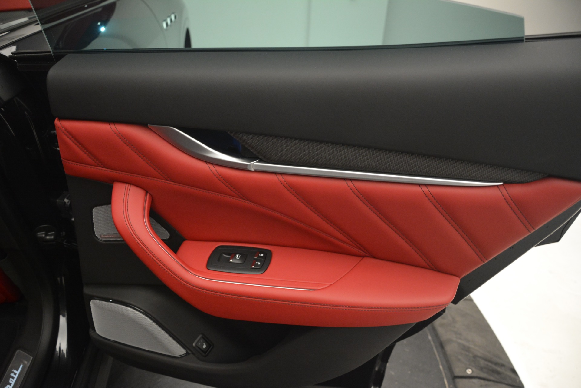 New-2019-Maserati-Levante-GTS