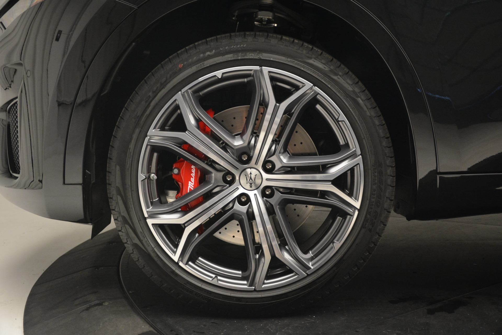 New-2019-Maserati-Levante-GTS