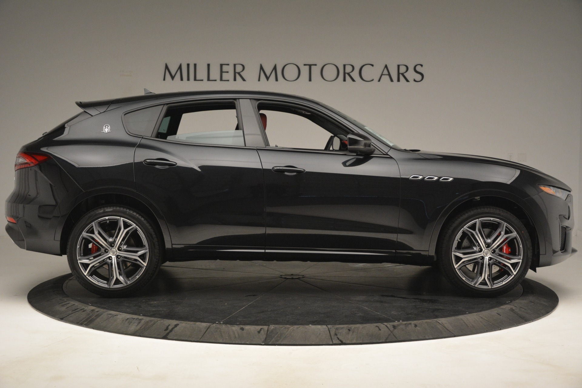 New-2019-Maserati-Levante-GTS