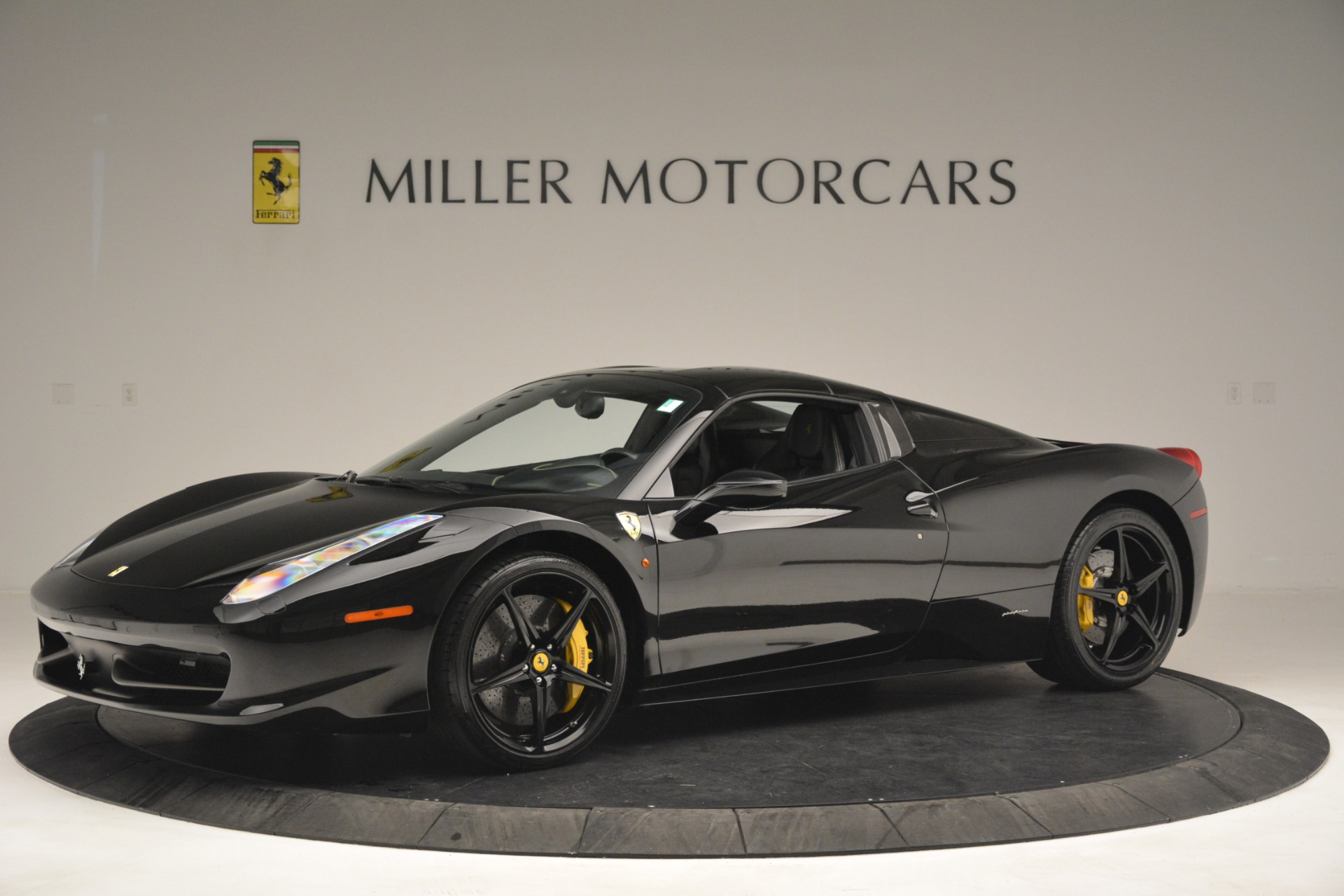 Used-2013-Ferrari-458-Spider