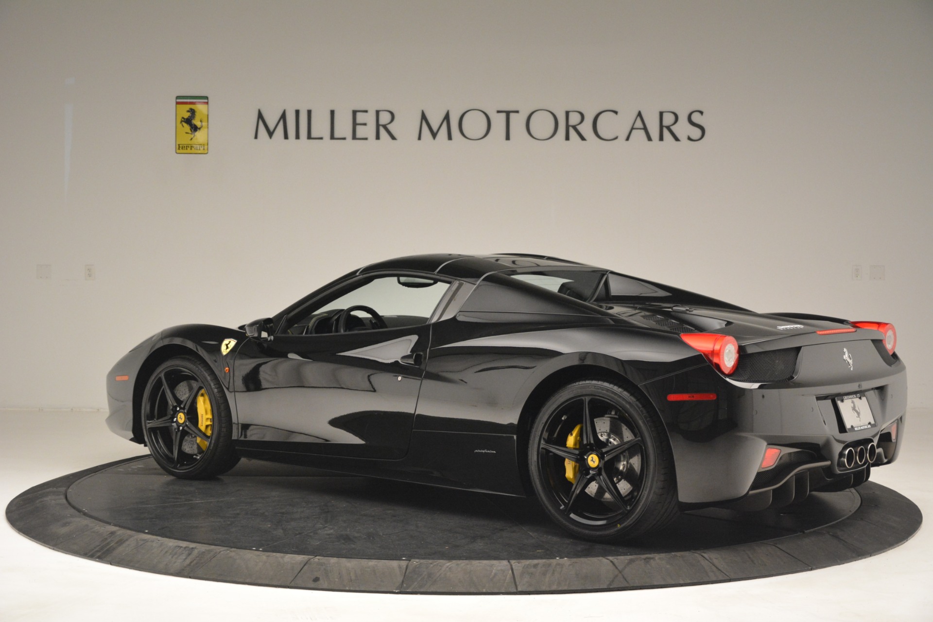 Used-2013-Ferrari-458-Spider