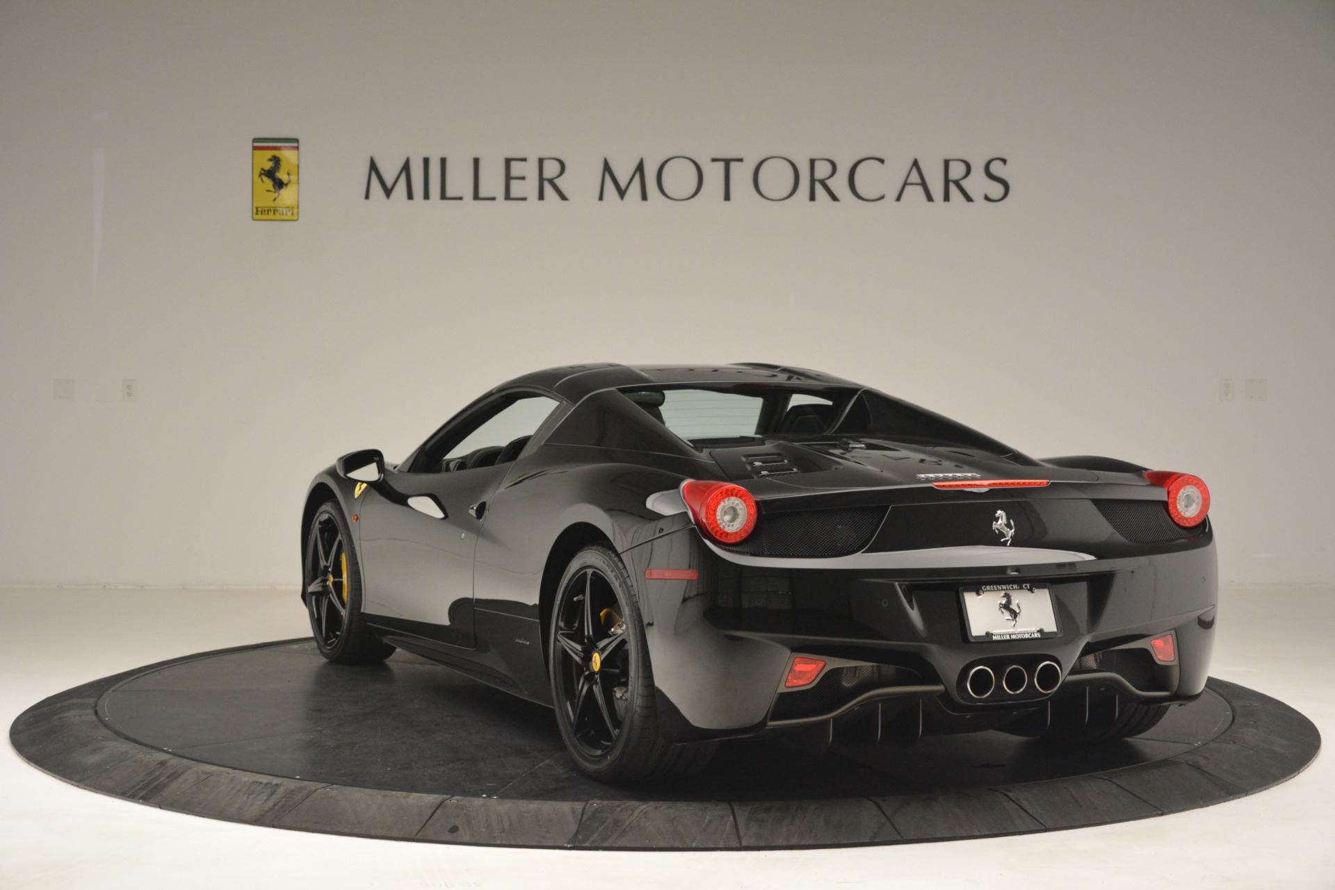 Used-2013-Ferrari-458-Spider