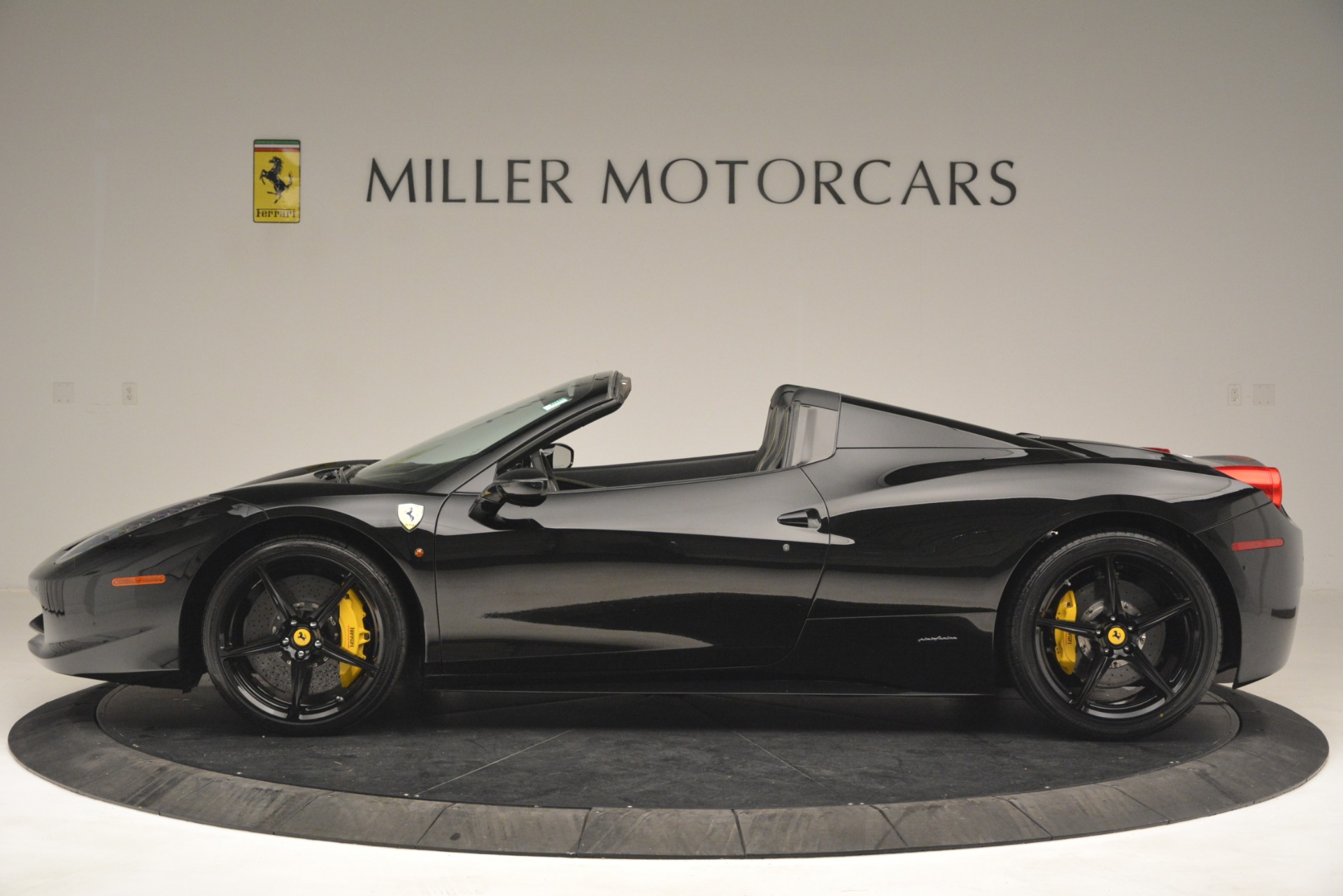 Used-2013-Ferrari-458-Spider