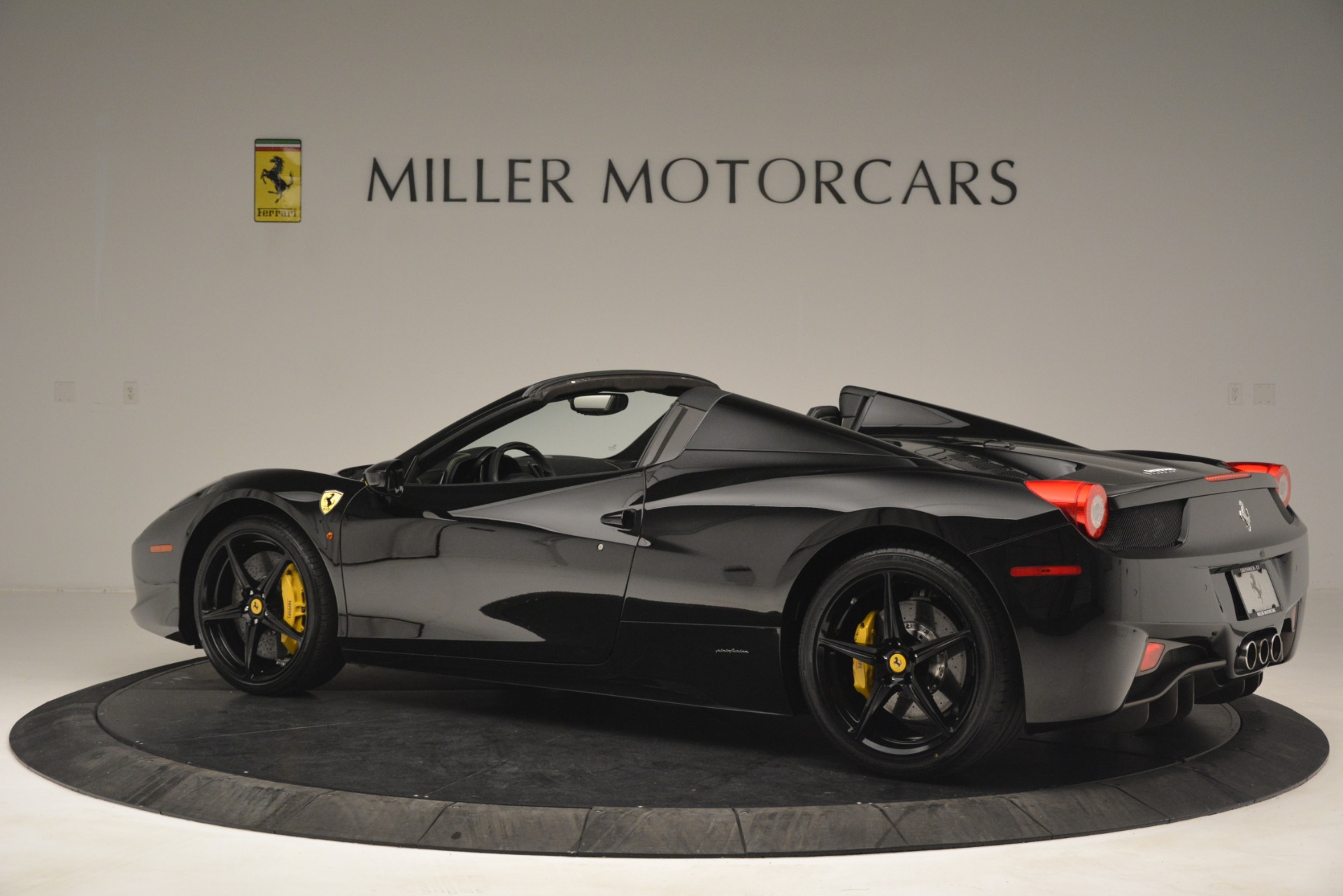 Used-2013-Ferrari-458-Spider