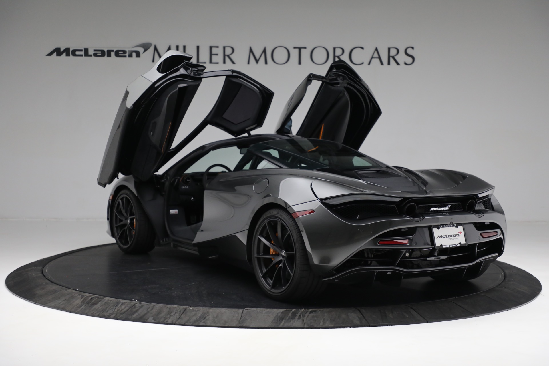 Used-2019-McLaren-720S-Performance