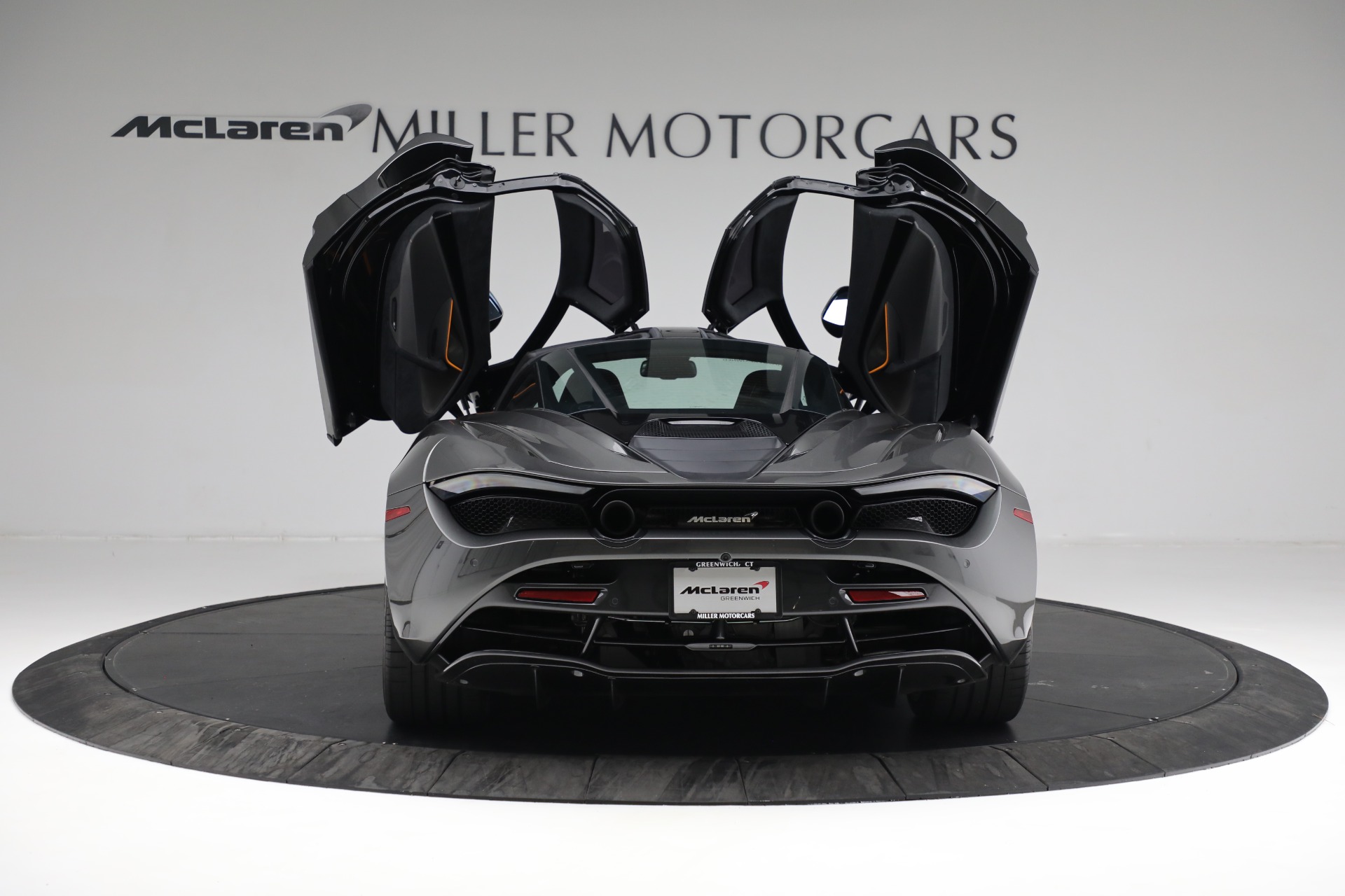 Used-2019-McLaren-720S-Performance