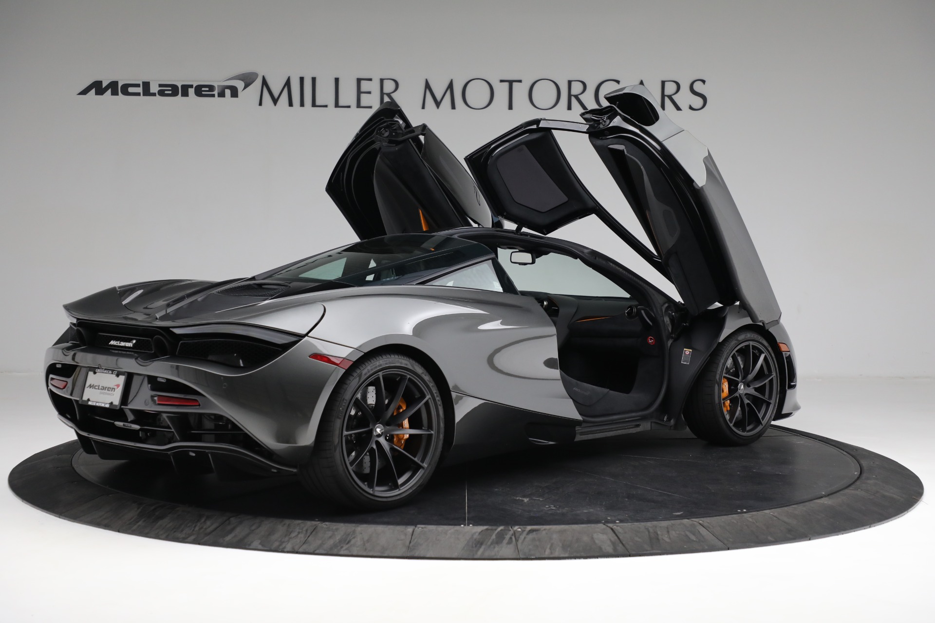 Used-2019-McLaren-720S-Performance