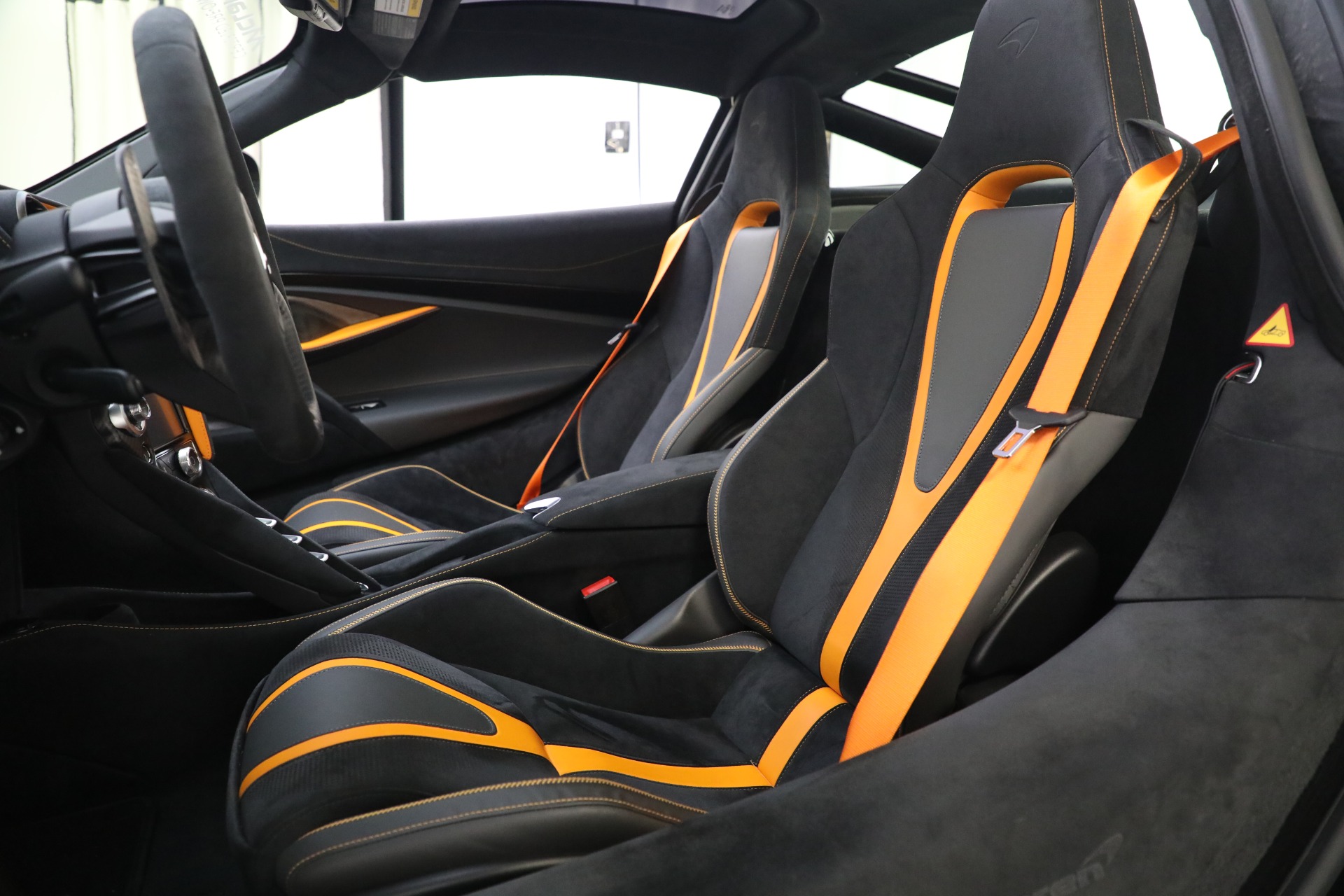 Used-2019-McLaren-720S-Performance