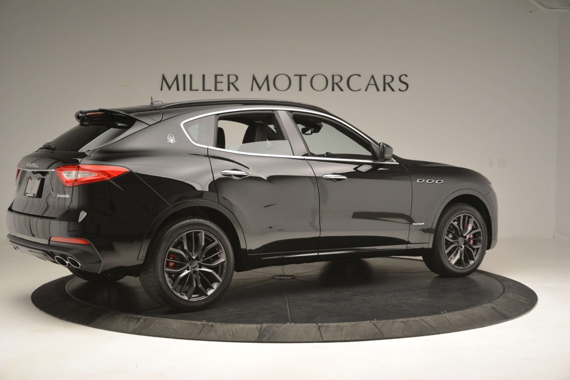 New-2019-Maserati-Levante-S-Q4-GranSport