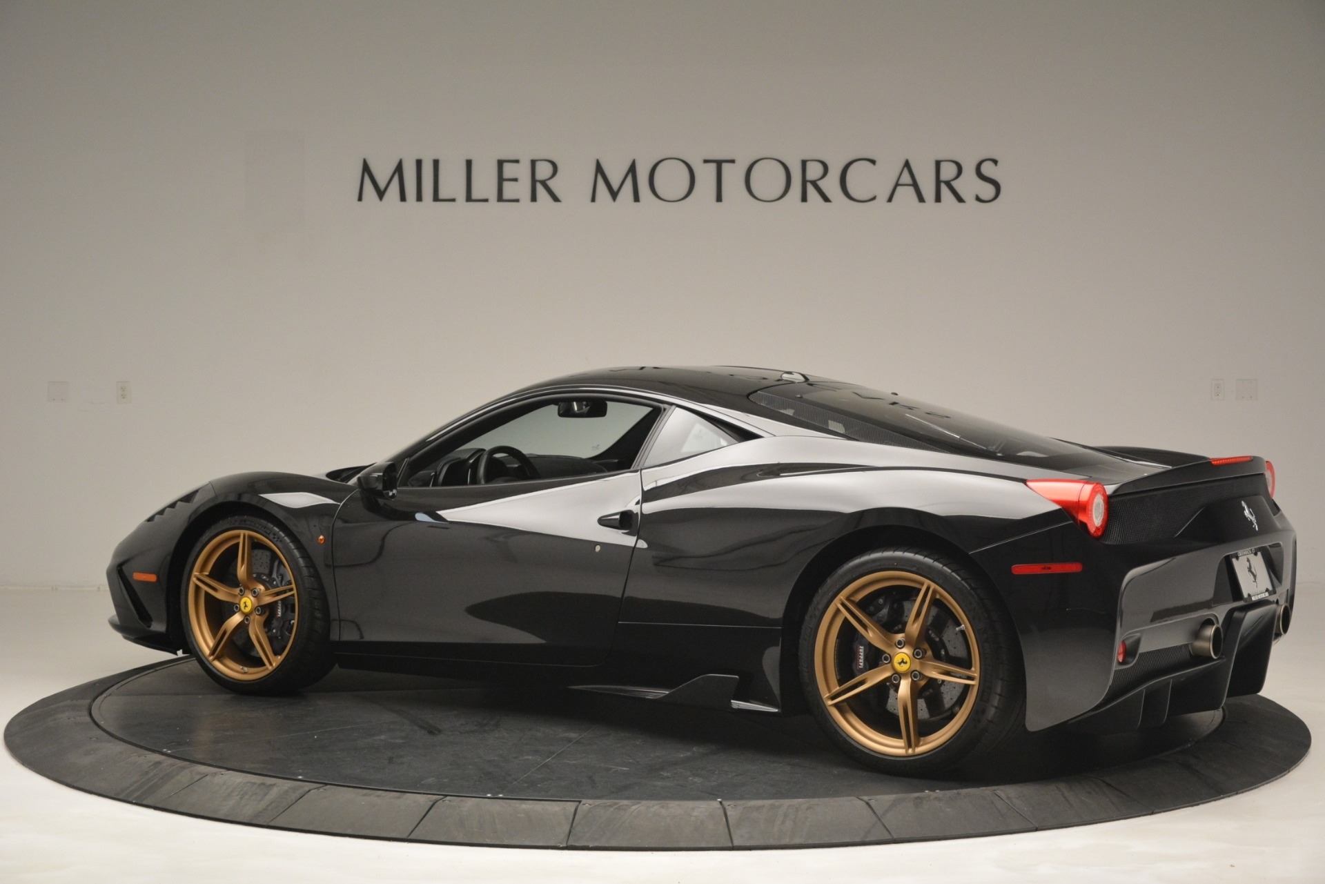 Used-2014-Ferrari-458-Speciale