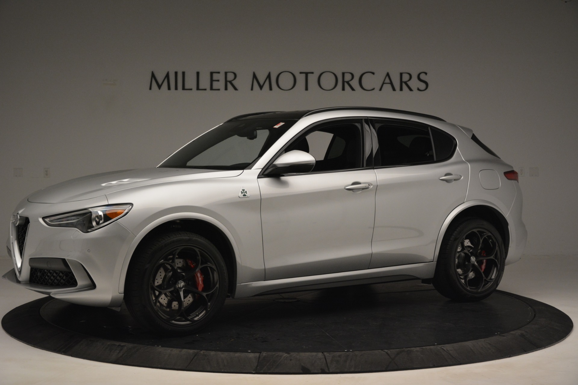 New-2019-Alfa-Romeo-Stelvio-Quadrifoglio