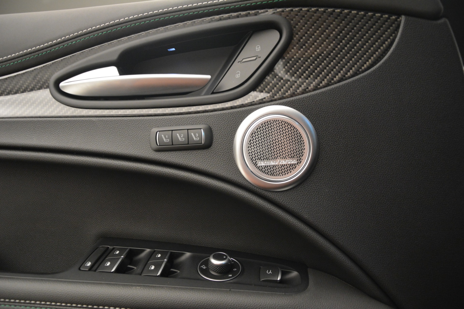 New-2019-Alfa-Romeo-Stelvio-Quadrifoglio