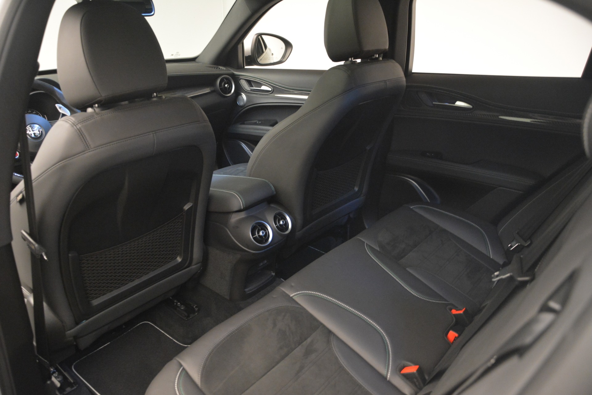 New-2019-Alfa-Romeo-Stelvio-Quadrifoglio