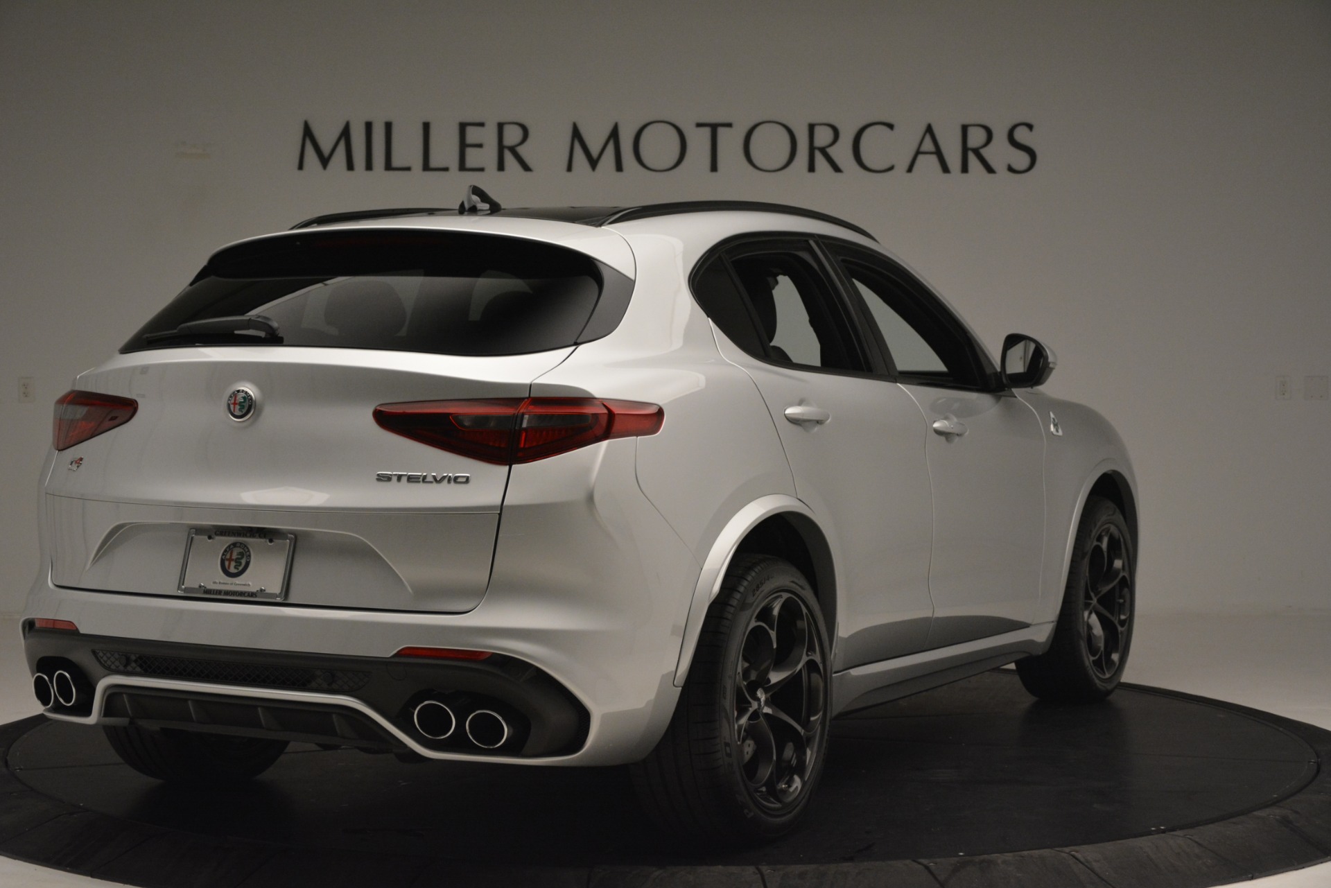 New-2019-Alfa-Romeo-Stelvio-Quadrifoglio