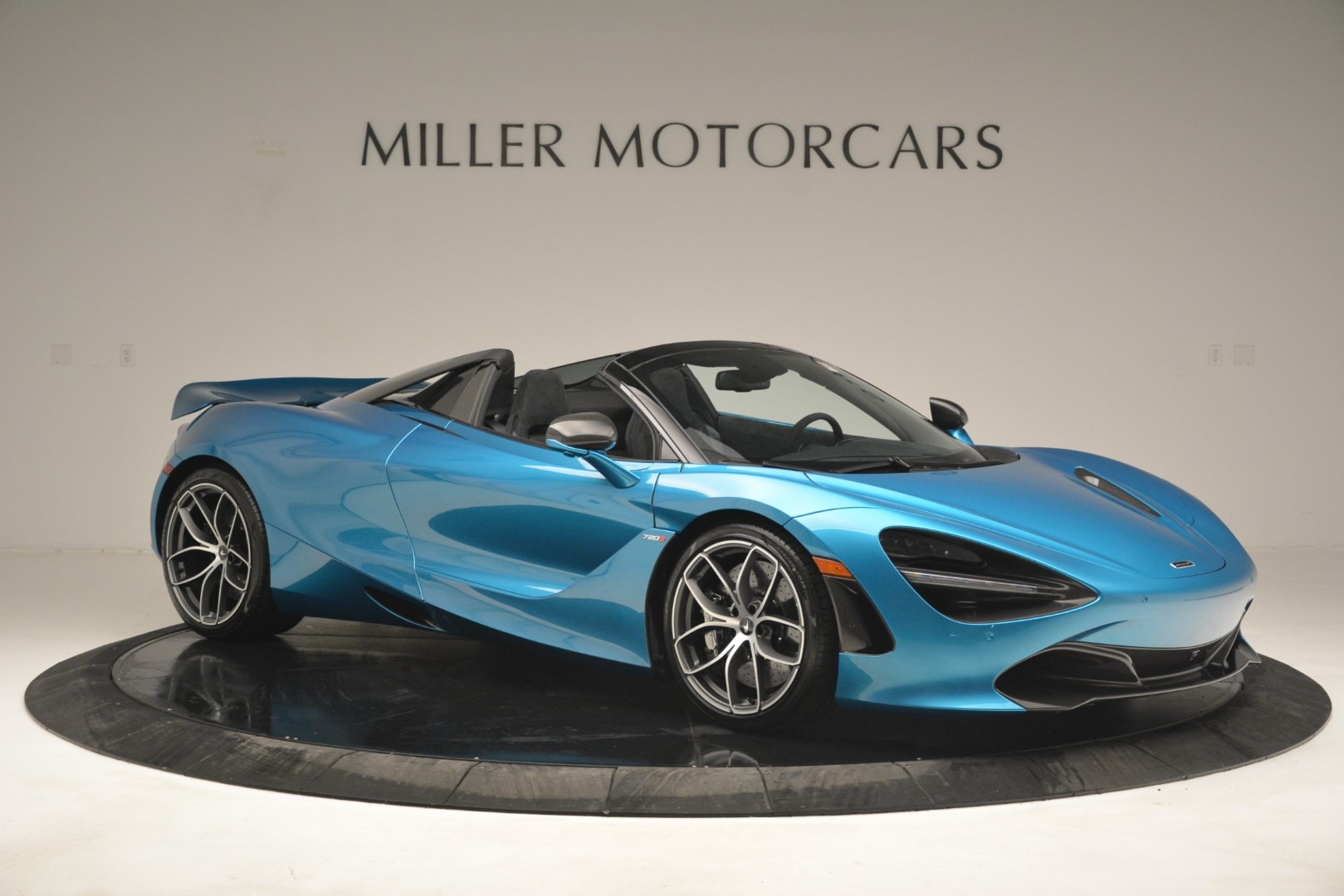 New-2019-McLaren-720S-Spider