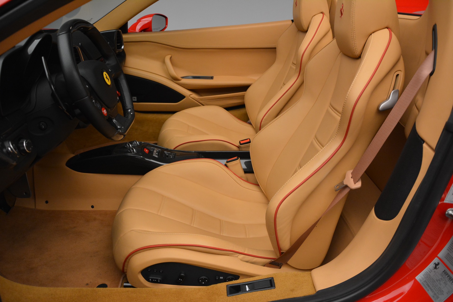 Used-2013-Ferrari-458-Spider