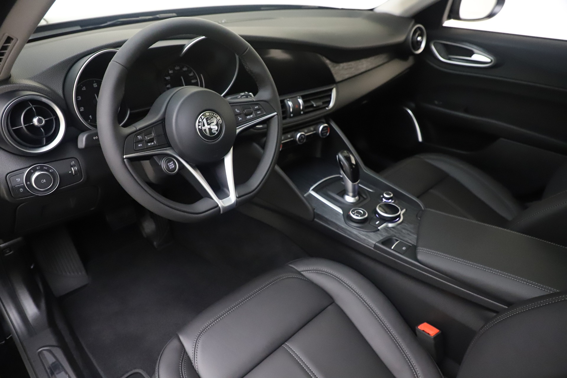 New-2019-Alfa-Romeo-Giulia-Q4