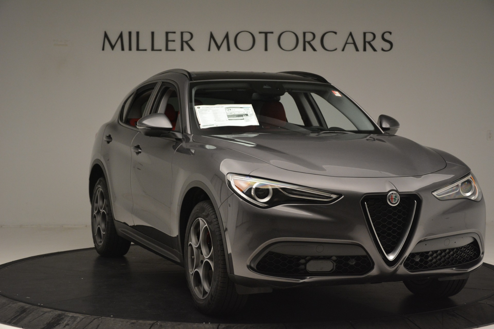 New-2019-Alfa-Romeo-Stelvio-Sport-Q4