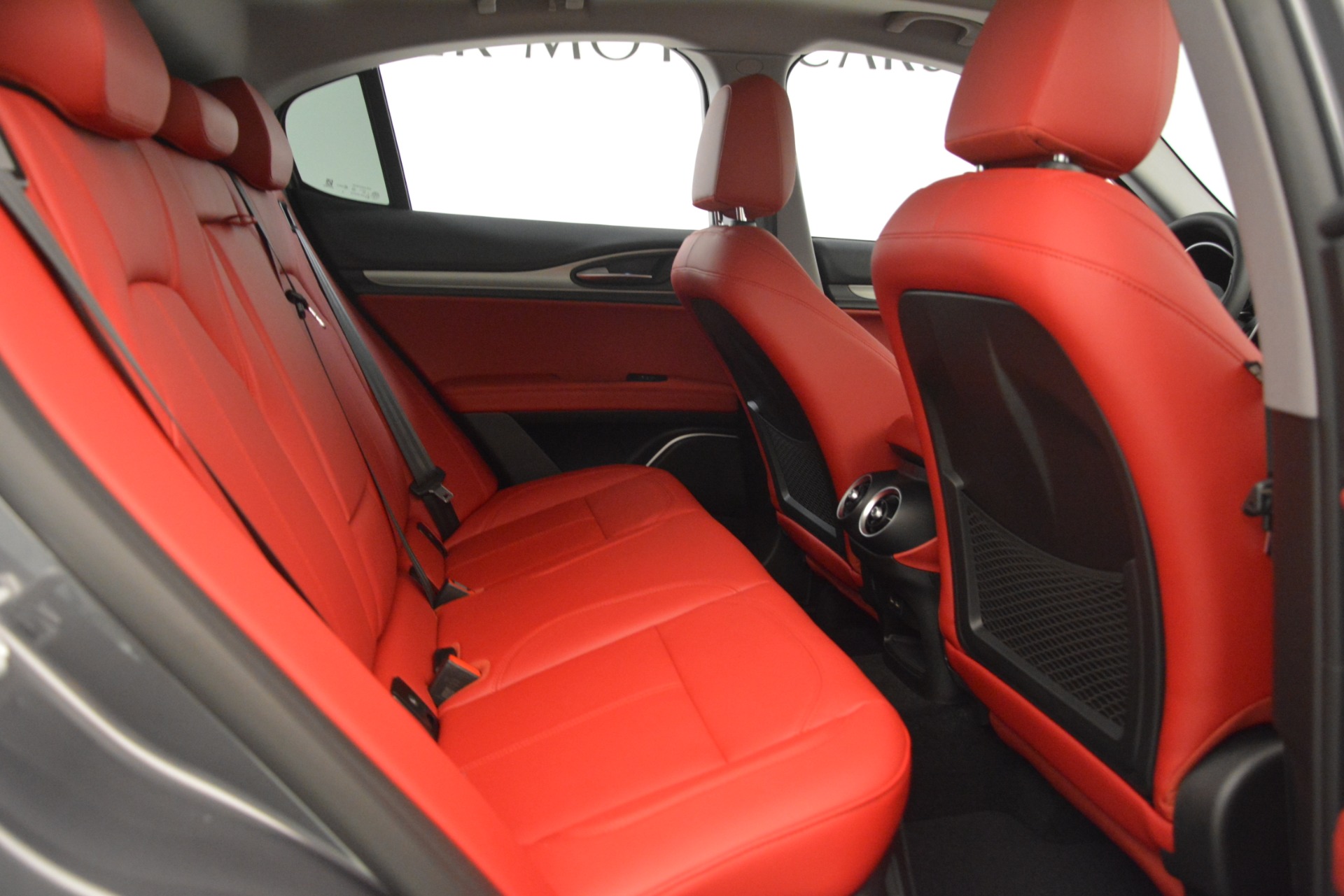 New-2019-Alfa-Romeo-Stelvio-Sport-Q4