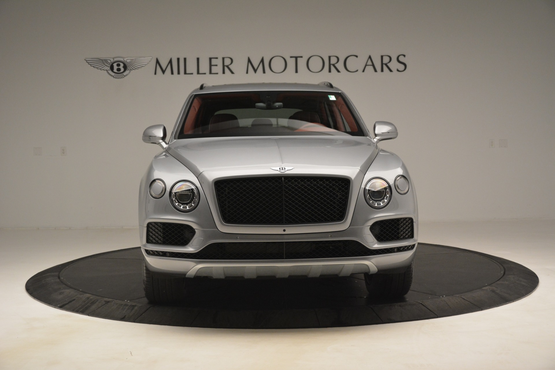 New-2019-Bentley-Bentayga-V8