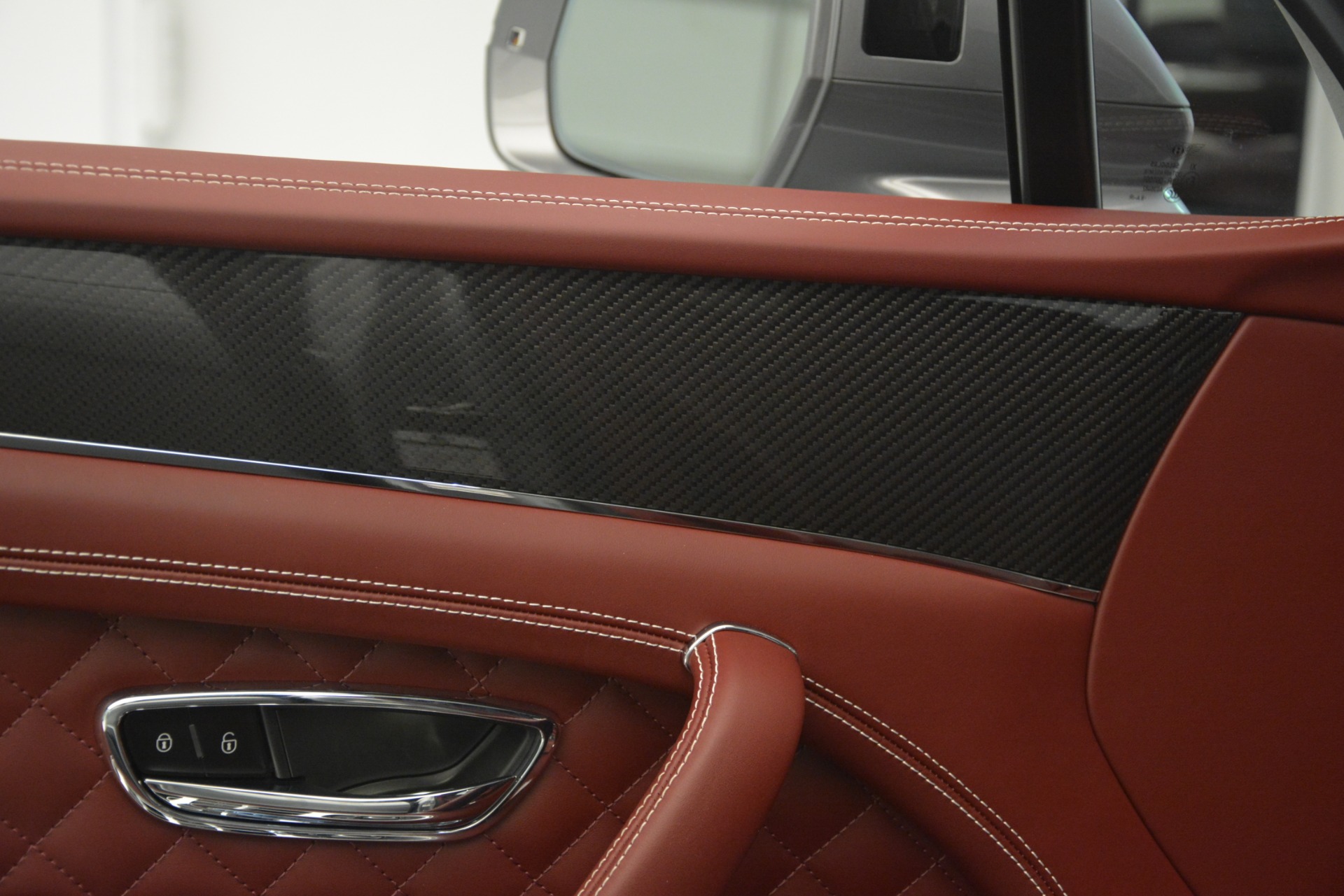 New-2019-Bentley-Bentayga-V8