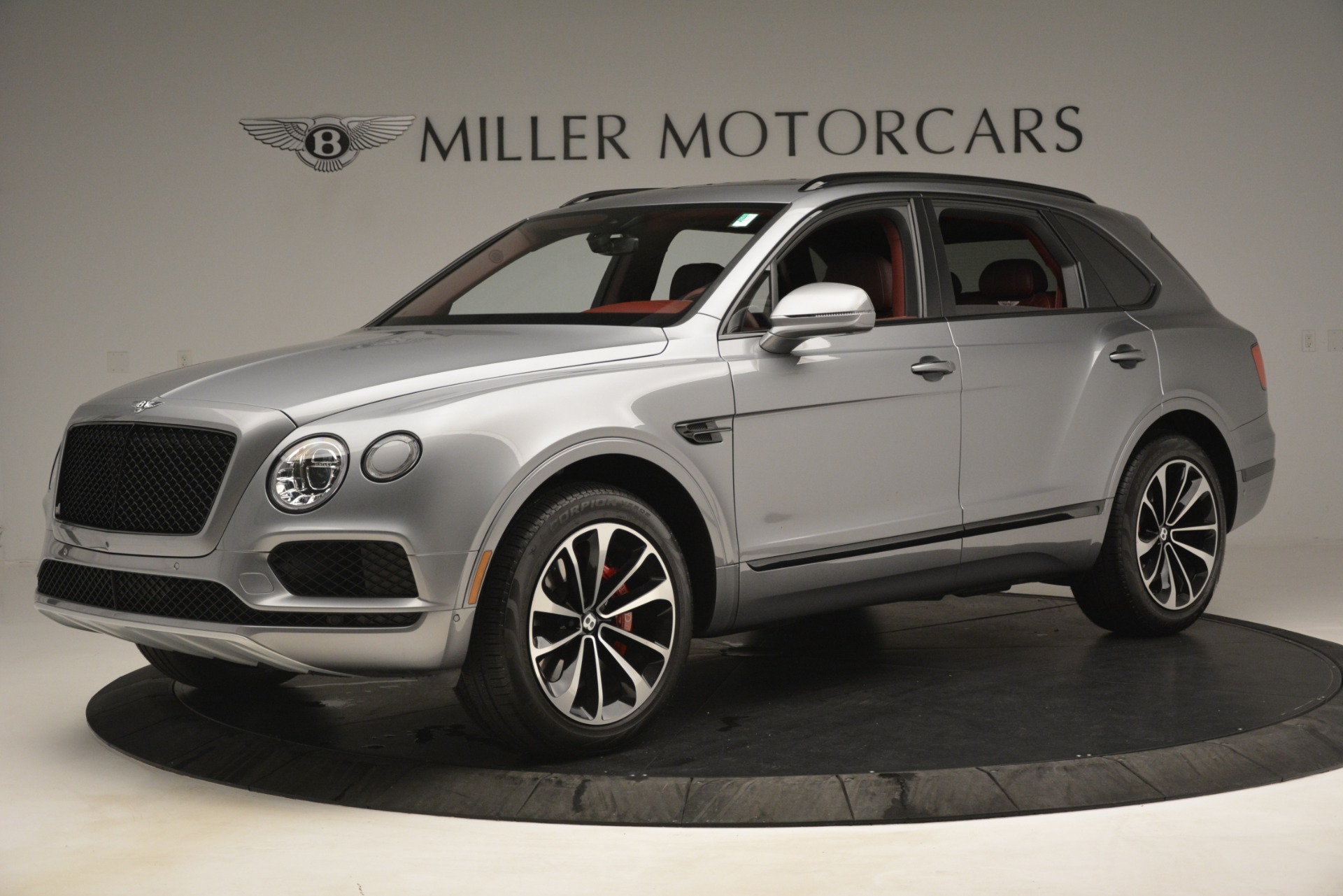 New-2019-Bentley-Bentayga-V8