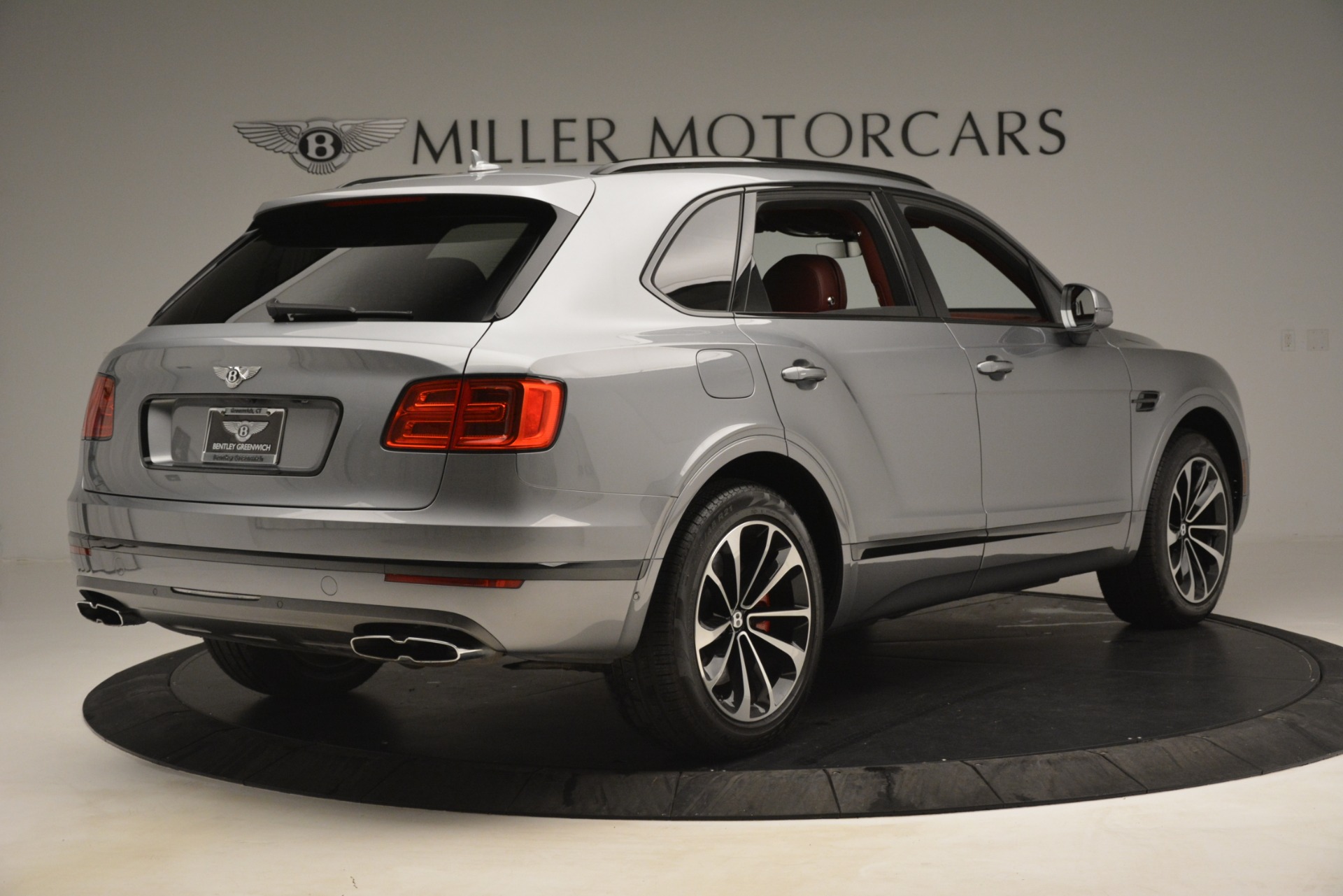 New-2019-Bentley-Bentayga-V8