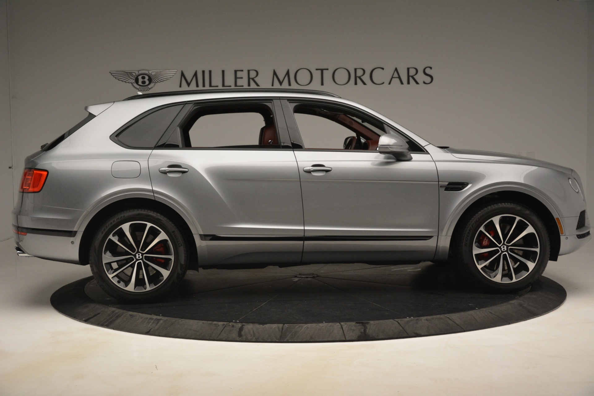 New-2019-Bentley-Bentayga-V8