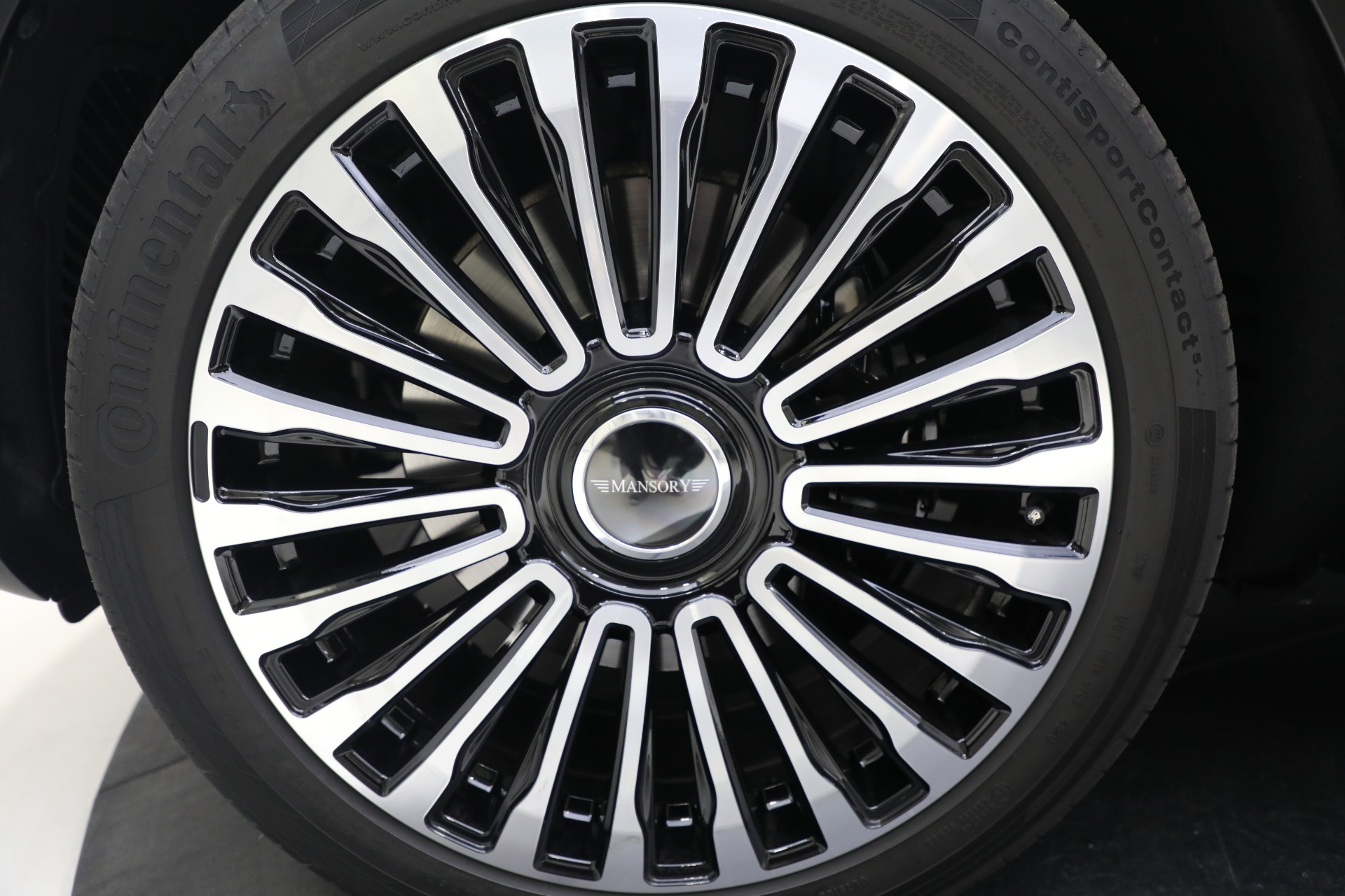 Used-2019-Rolls-Royce-Cullinan