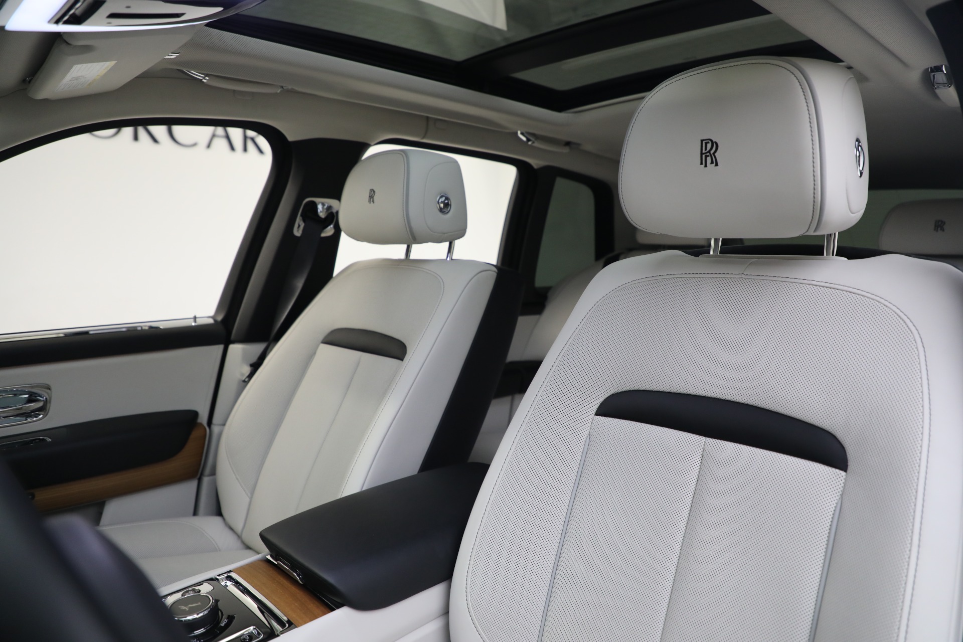 Used-2019-Rolls-Royce-Cullinan