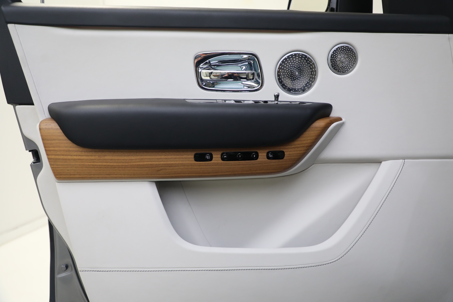 Used-2019-Rolls-Royce-Cullinan