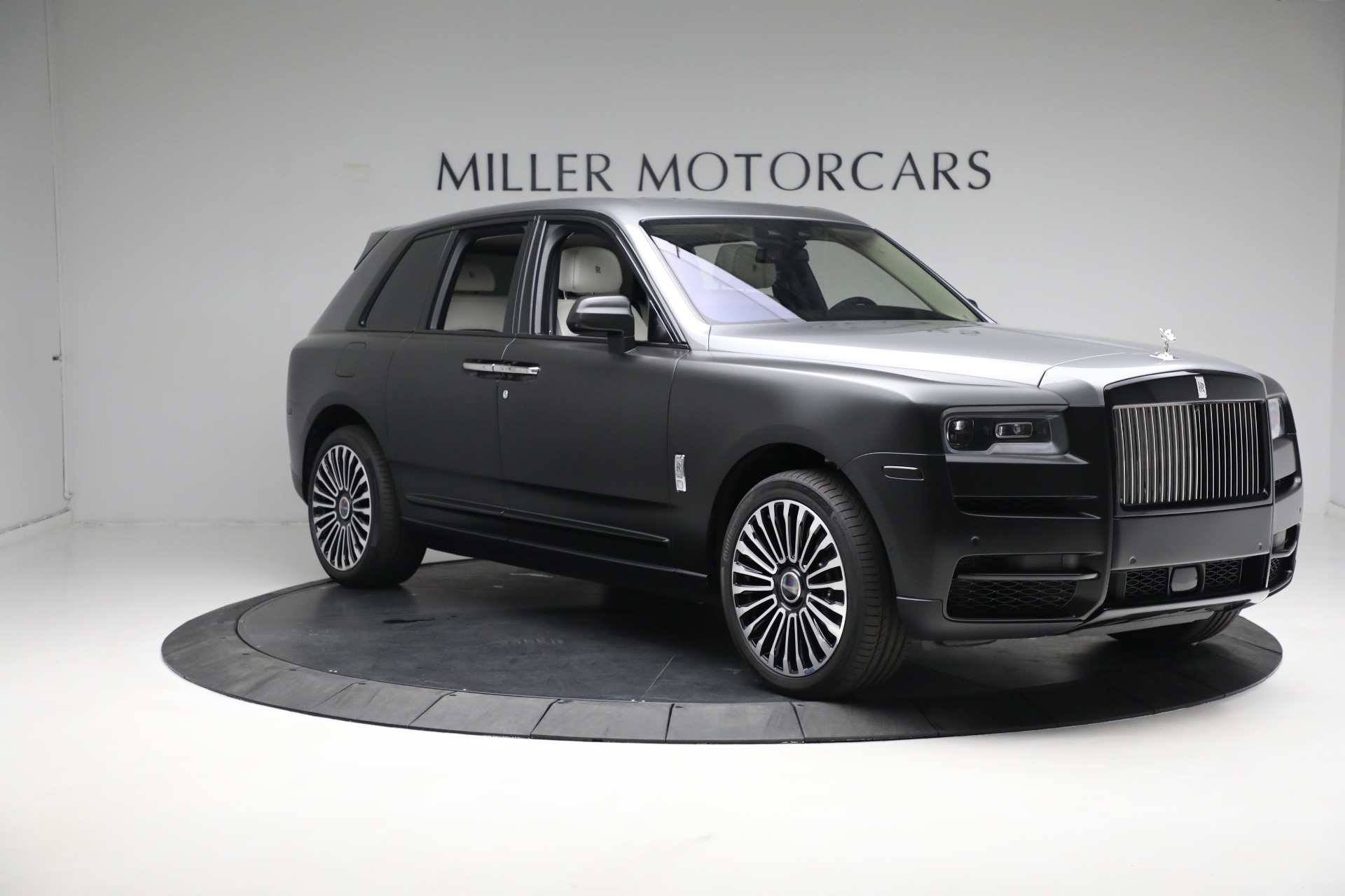 Used-2019-Rolls-Royce-Cullinan