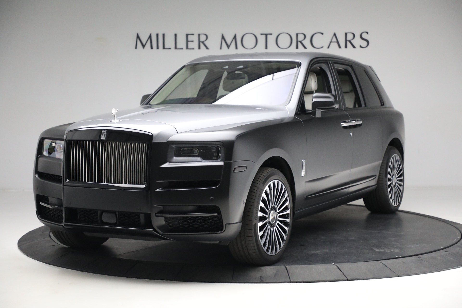 Used-2019-Rolls-Royce-Cullinan