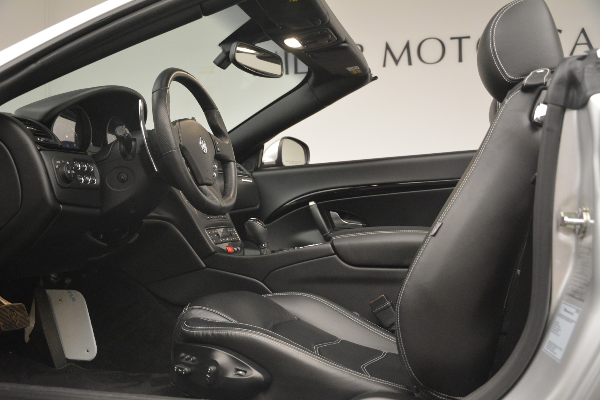 Used-2016-Maserati-GranTurismo