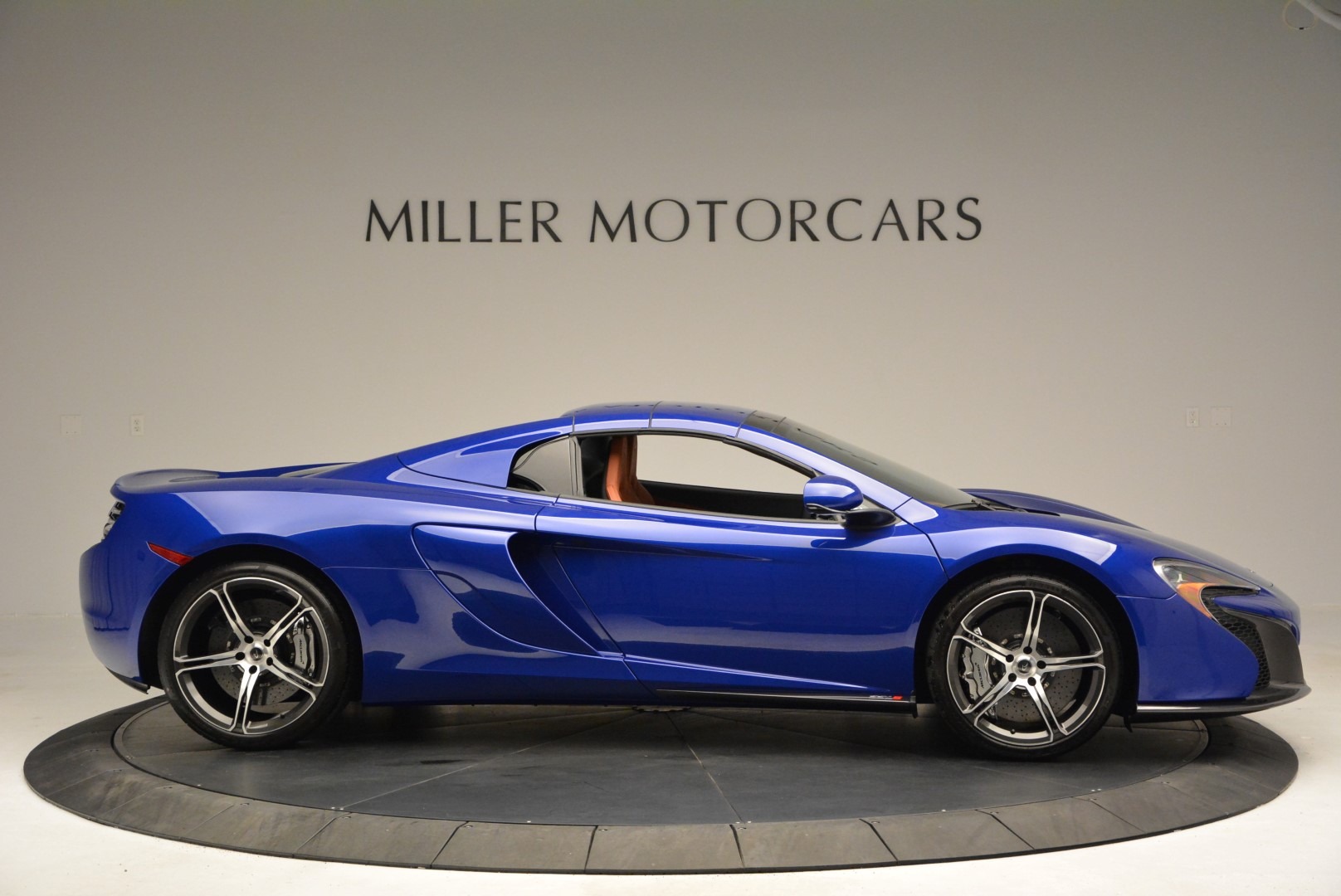 Used-2015-McLaren-650S-Spider-Convertible