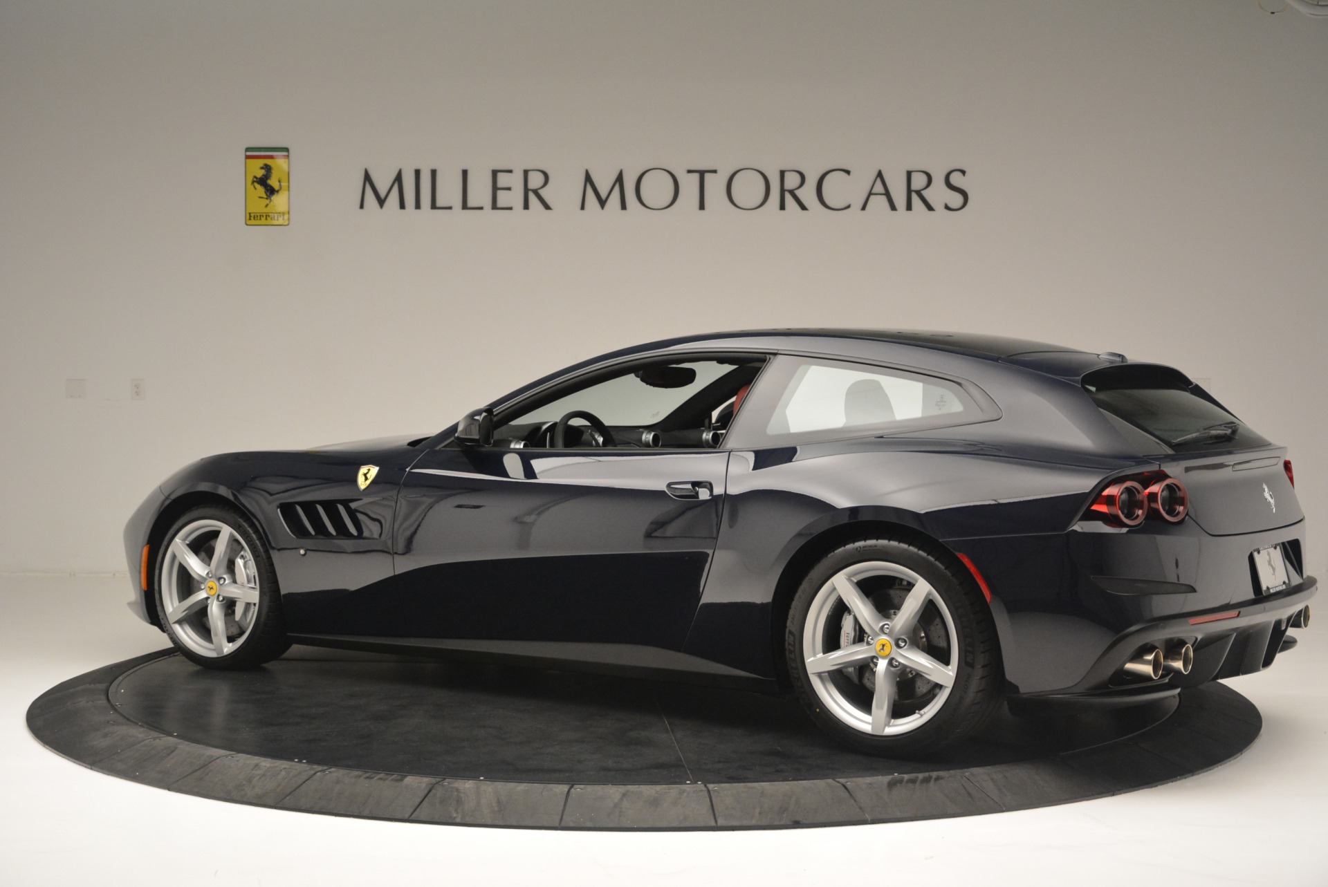 Used-2019-Ferrari-GTC4Lusso