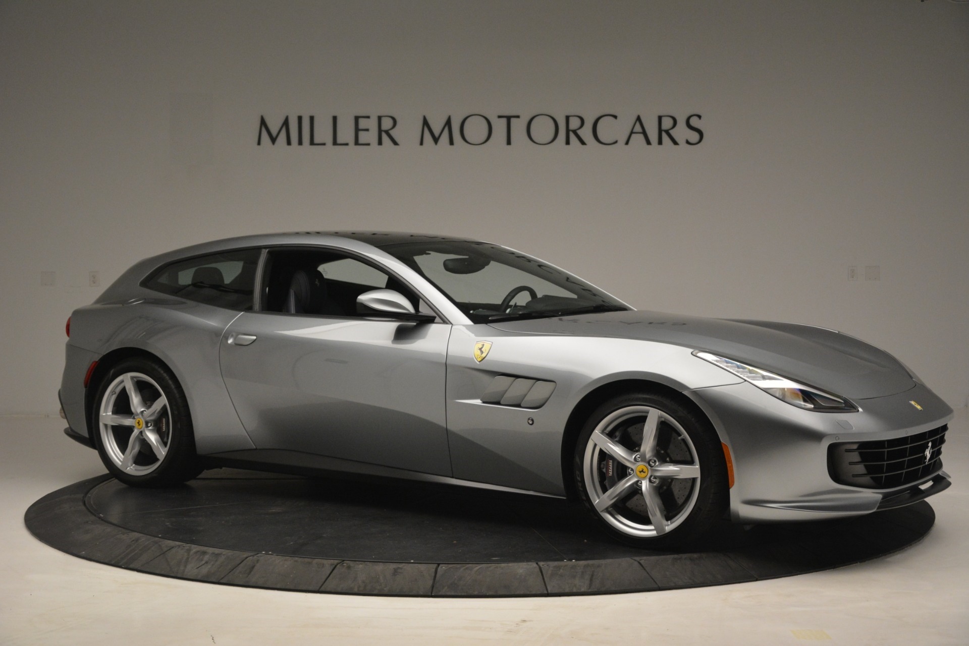 Used-2017-Ferrari-GTC4Lusso