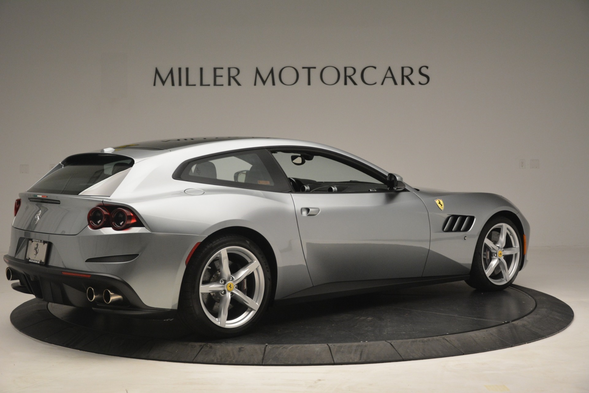 Used-2017-Ferrari-GTC4Lusso