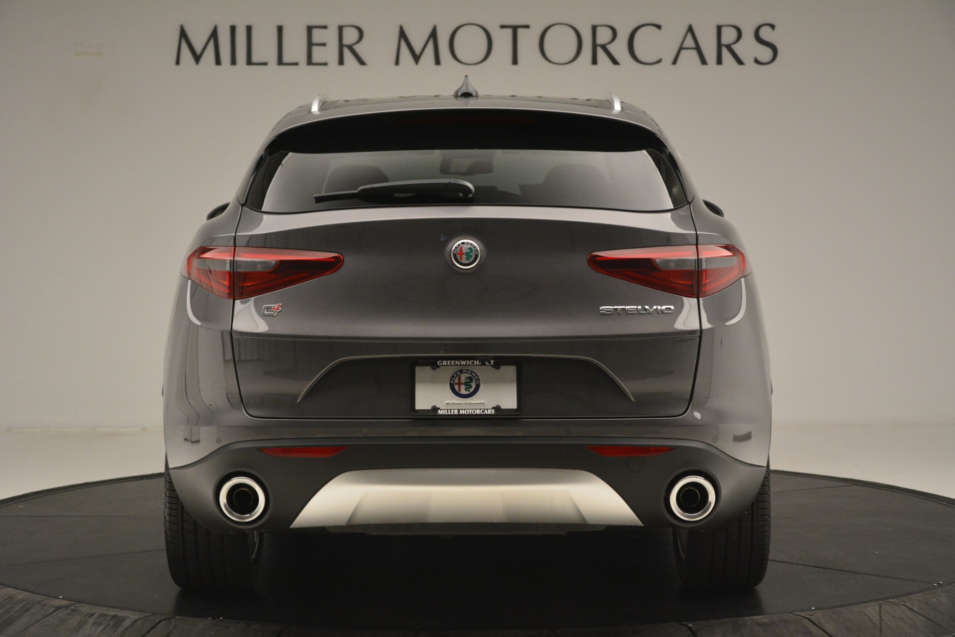 New-2019-Alfa-Romeo-Stelvio-Ti-Lusso-Q4