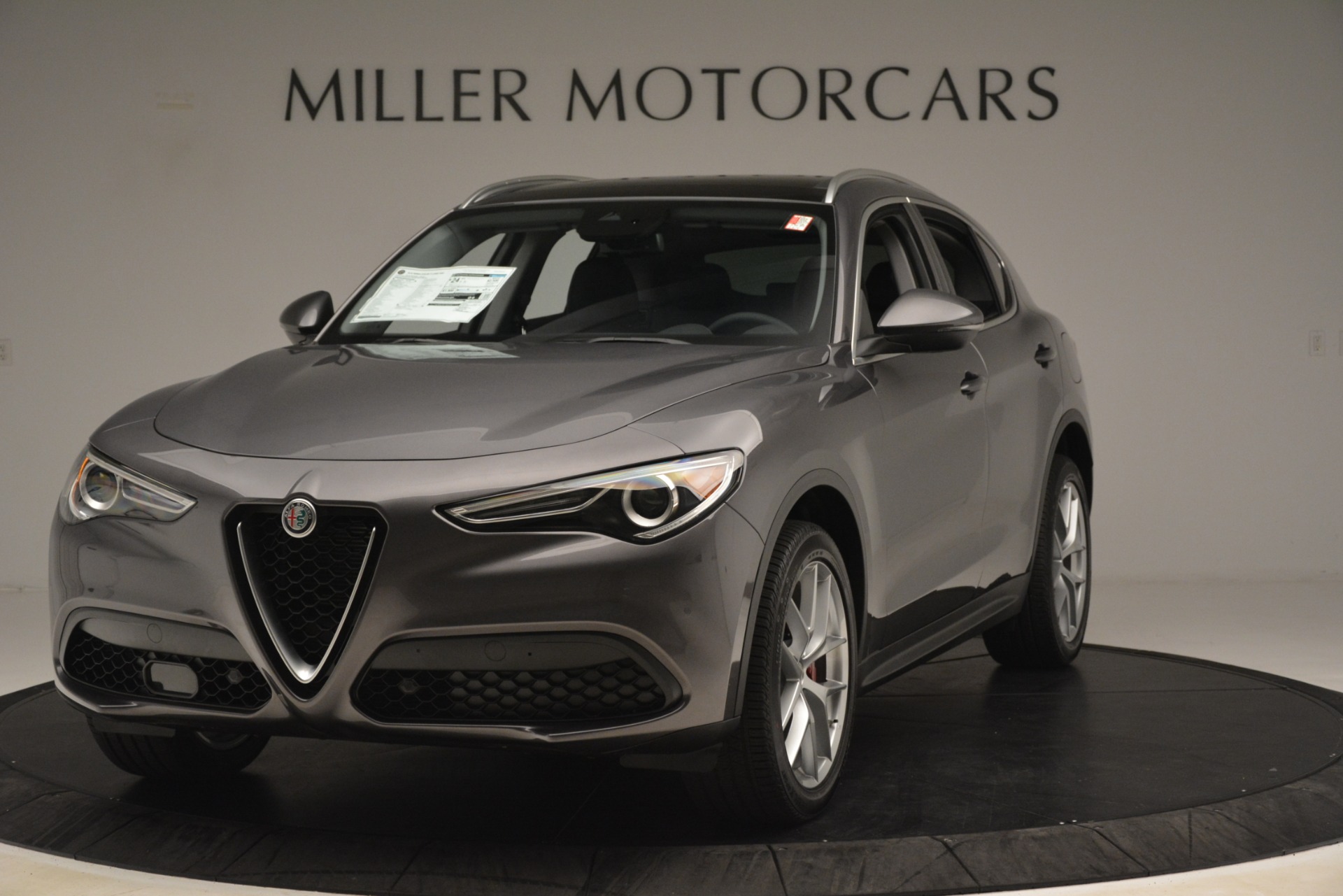 New-2019-Alfa-Romeo-Stelvio-Ti-Lusso-Q4