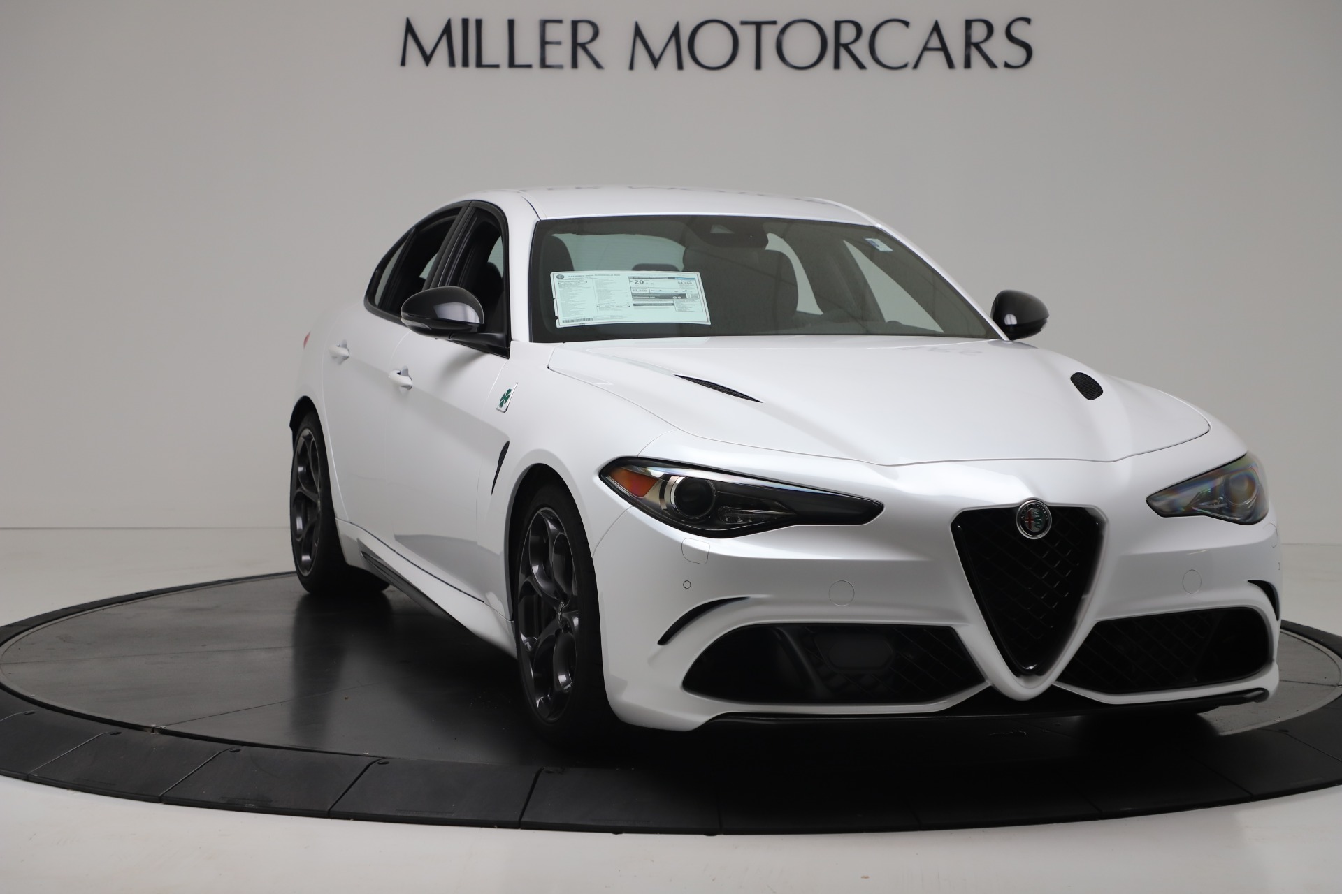 New-2019-Alfa-Romeo-Giulia-Quadrifoglio