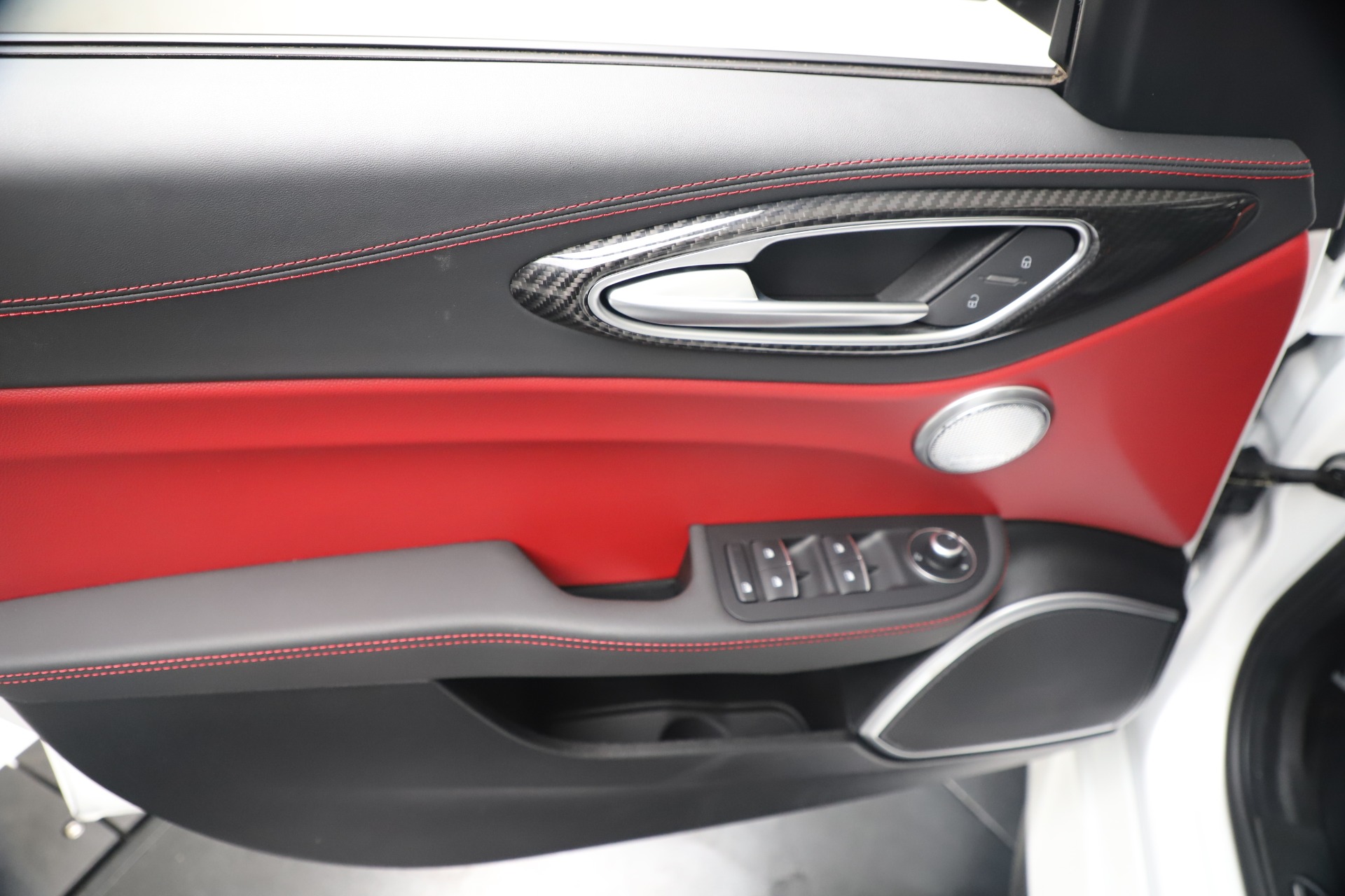 New-2019-Alfa-Romeo-Giulia-Quadrifoglio