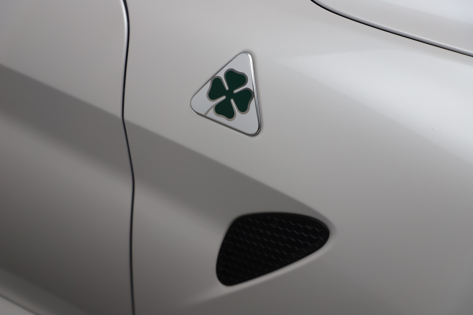 New-2019-Alfa-Romeo-Giulia-Quadrifoglio