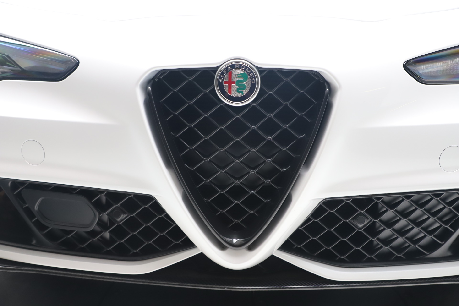 New-2019-Alfa-Romeo-Giulia-Quadrifoglio